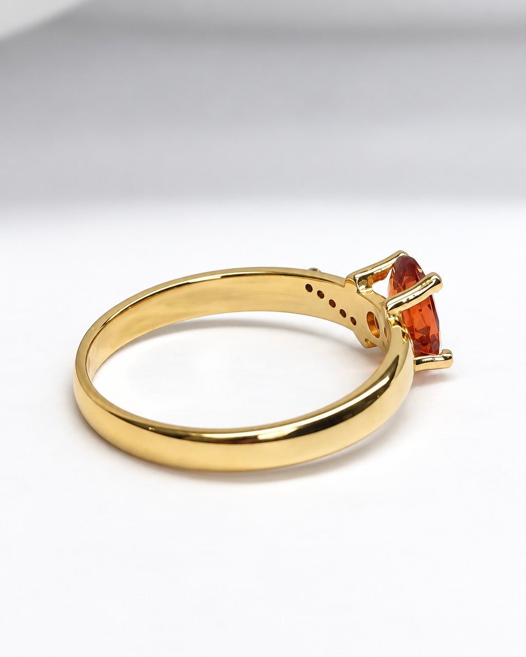 Bague Saphir Mandarine 0.90 carat & Diamants "Camille" - Elliade Paris