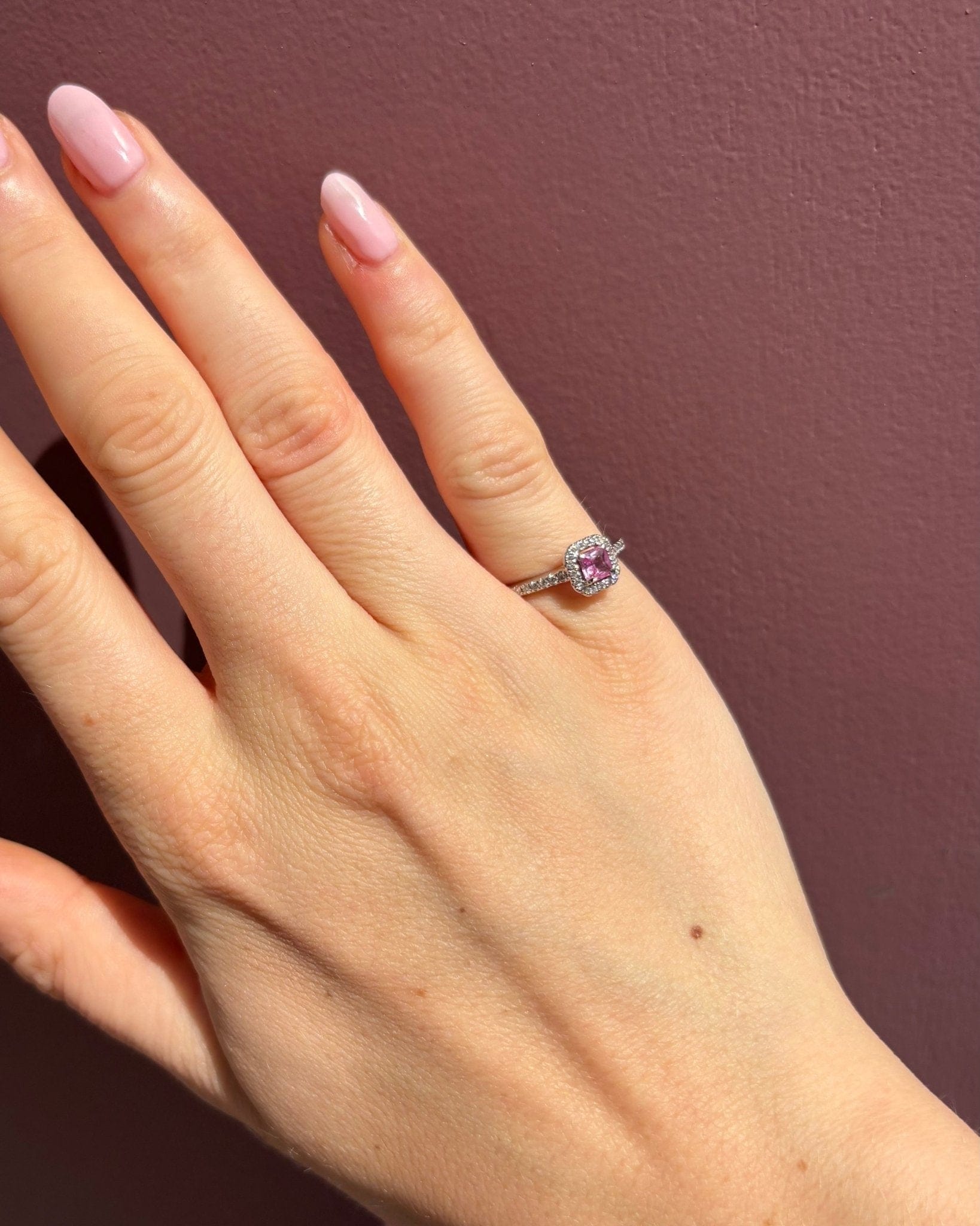 Bague Saphir Rose 0.45 carat & Diamants "Lilya" - Elliade Paris