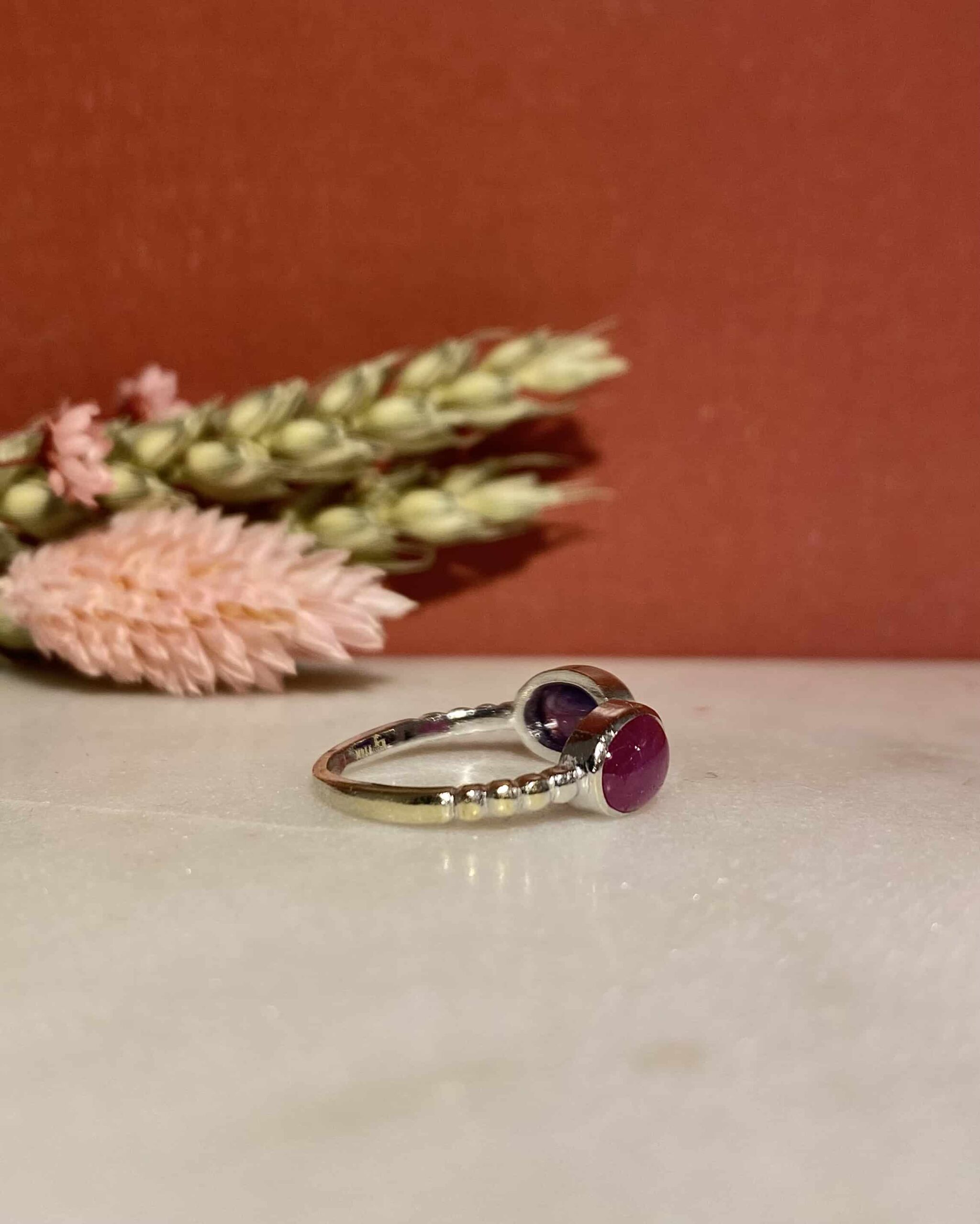 Bague Toi & Moi Saphirs Rose et Violet 2.80 Carats "Ellie"