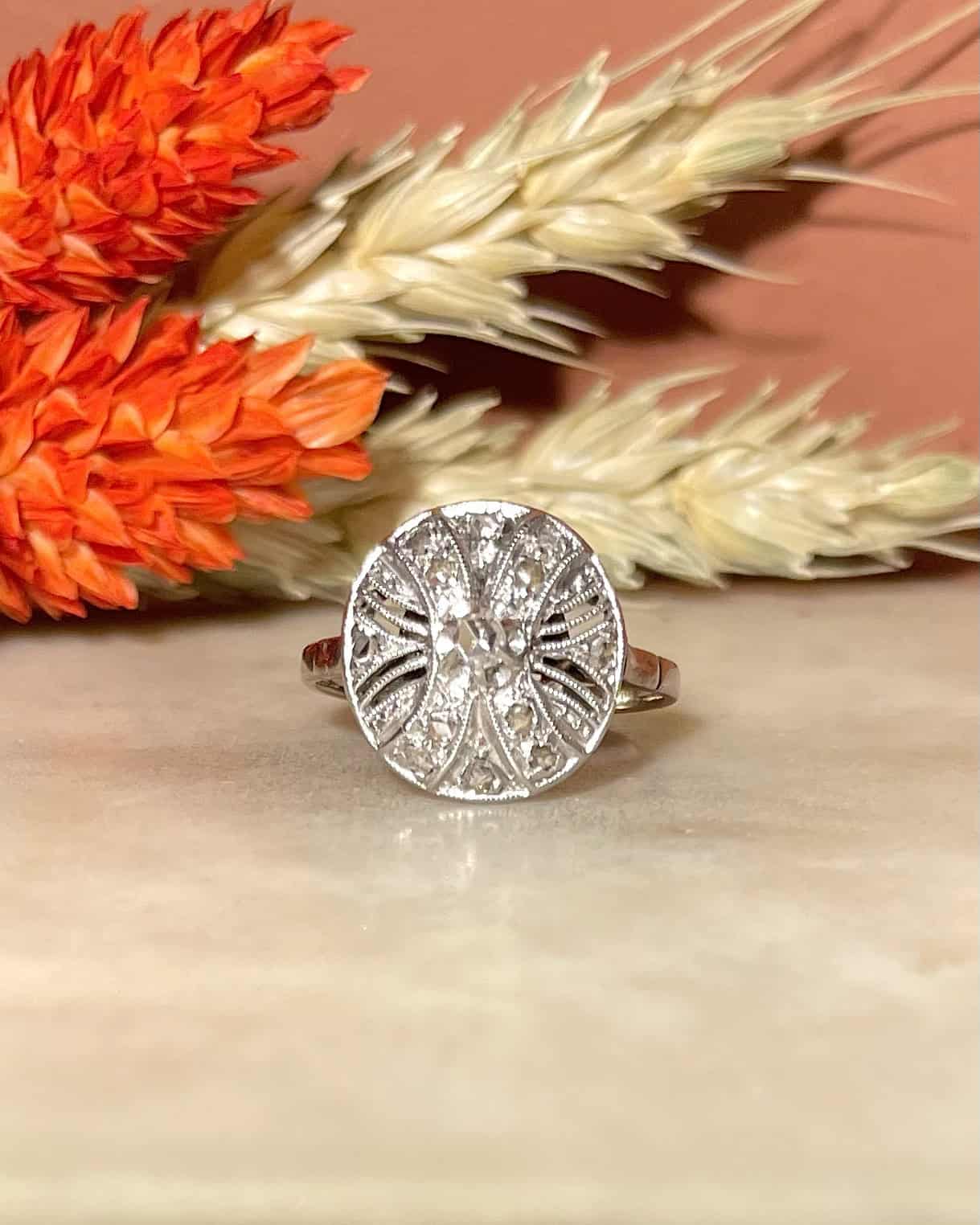 Anillo Art Déco de 13 diamantes "Maná"