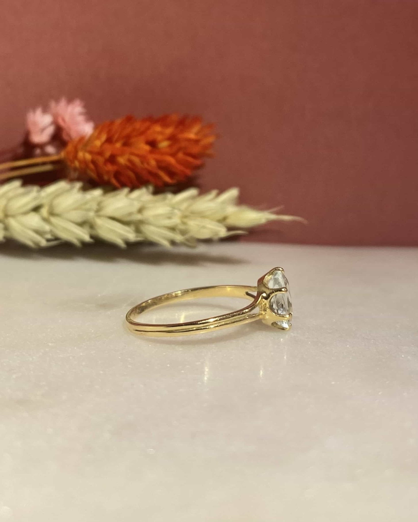Bague Solitaire Aigue - Marine 0.70 carat "Caren" - Elliade Paris