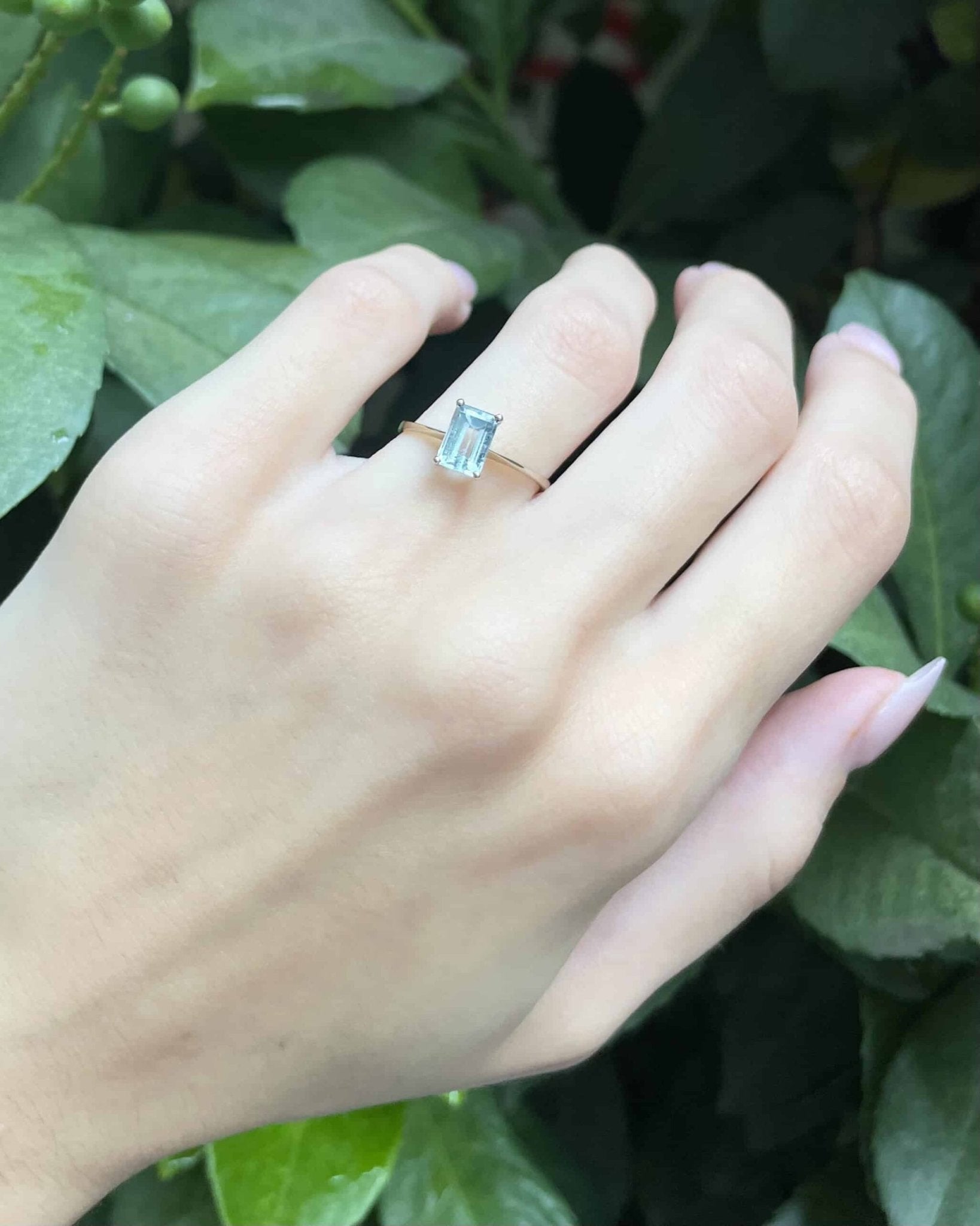 Bague Solitaire Aigue - Marine 0.75 carat "Aili" - Elliade Paris