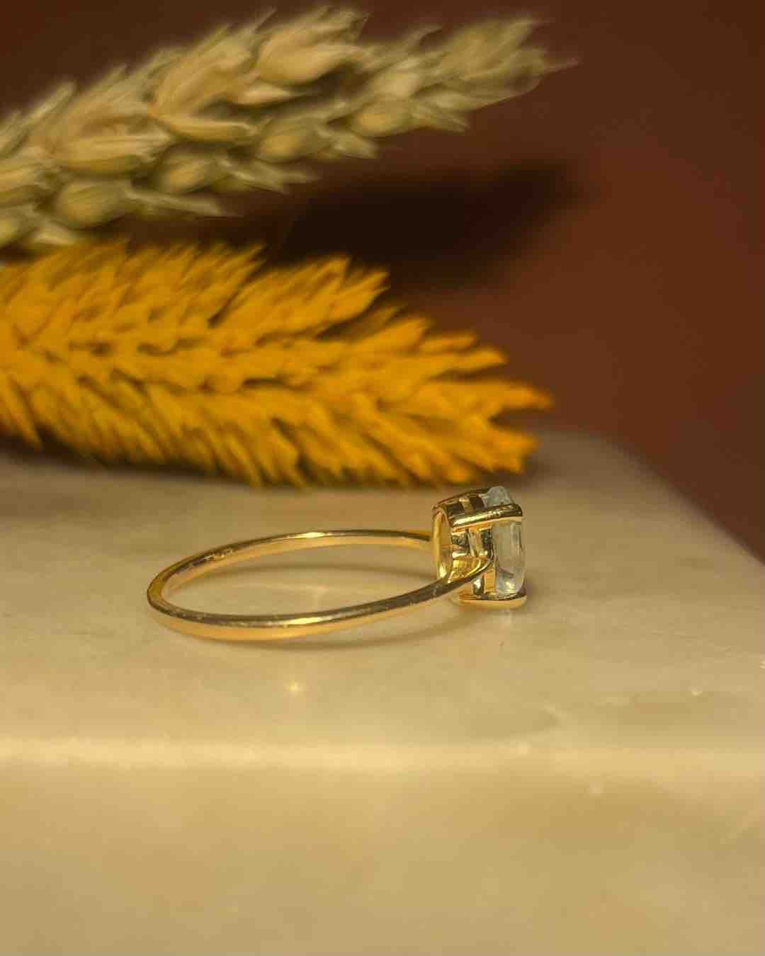 Bague solitaire Aigue - Marine 1 carat "Louise" - Elliade Paris