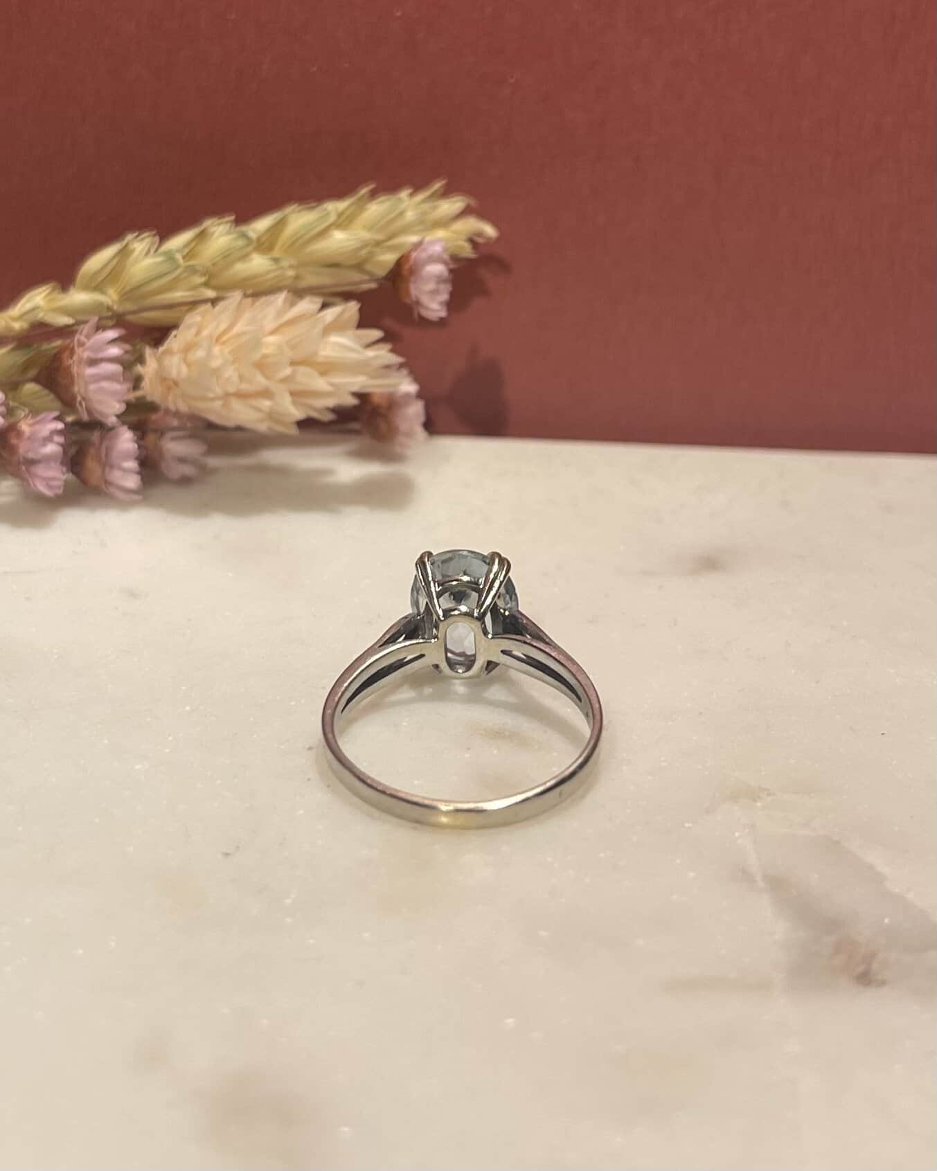 Bague Solitaire Aigue - Marine 2.70 carats "Mona" - Elliade Paris