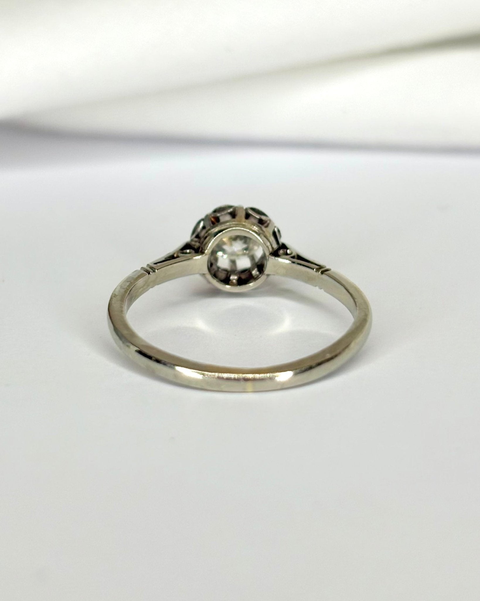 Bague Solitaire Art Déco Diamant 0.25 carat "Anastasia" - Elliade Paris