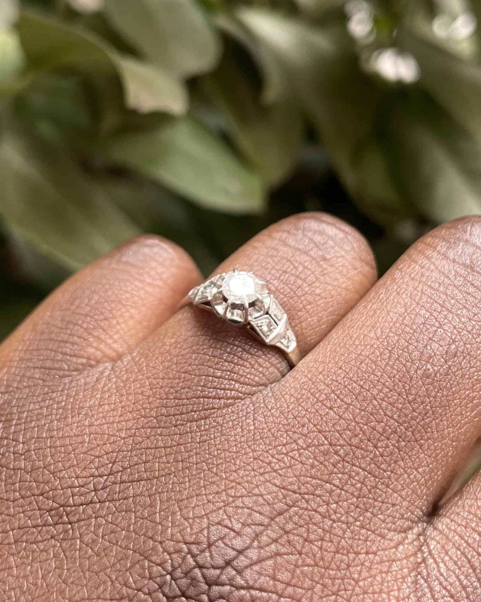 Bague Solitaire Art - Deco Diamant central 0.35 carat & Diamants "Malia" - Elliade Paris