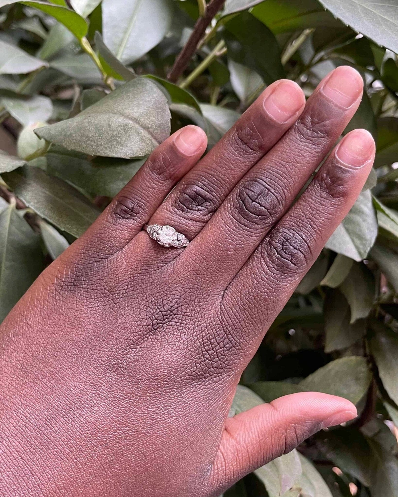 Bague Solitaire Art - Deco Diamant central 0.35 carat & Diamants "Malia" - Elliade Paris