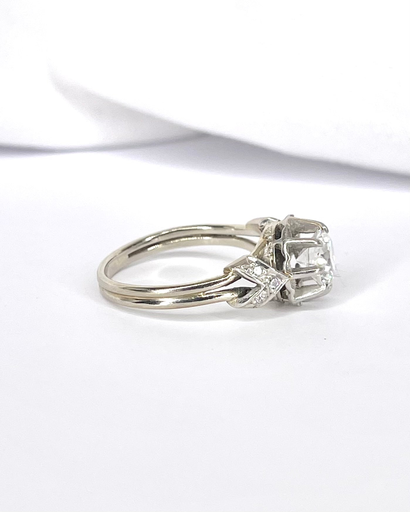 Bague Solitaire Art - Déco Diamants 1.06 carat "Lila" - Elliade Paris