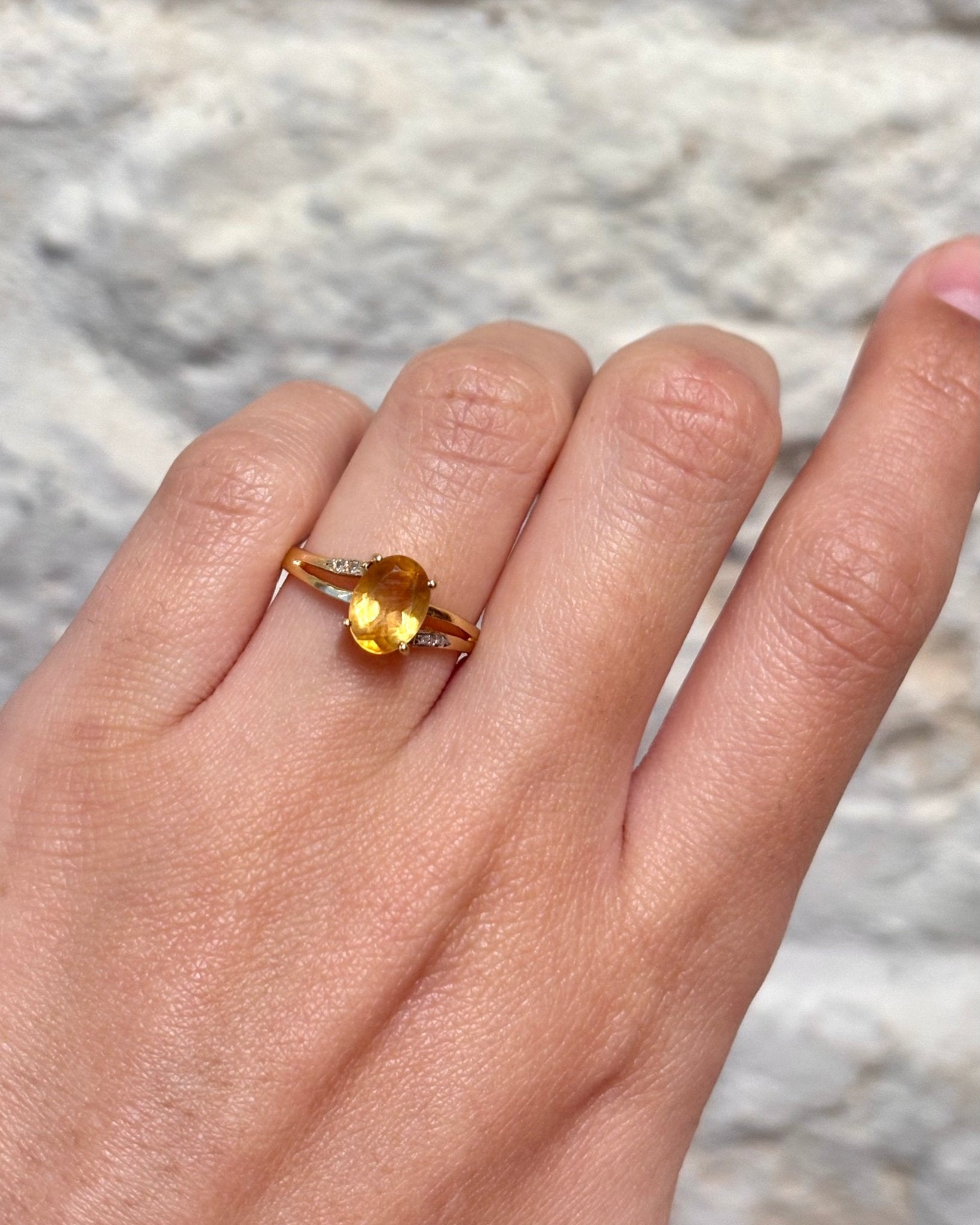 Bague Solitaire Citrine 1.10 carat & Diamants "Nala" - Elliade Paris