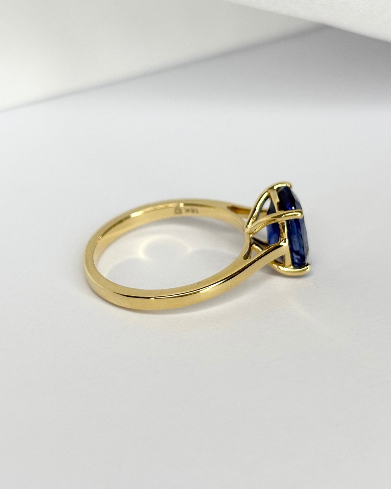 Bague Solitaire Cyanite 2.85 carats "Misha" - Elliade Paris