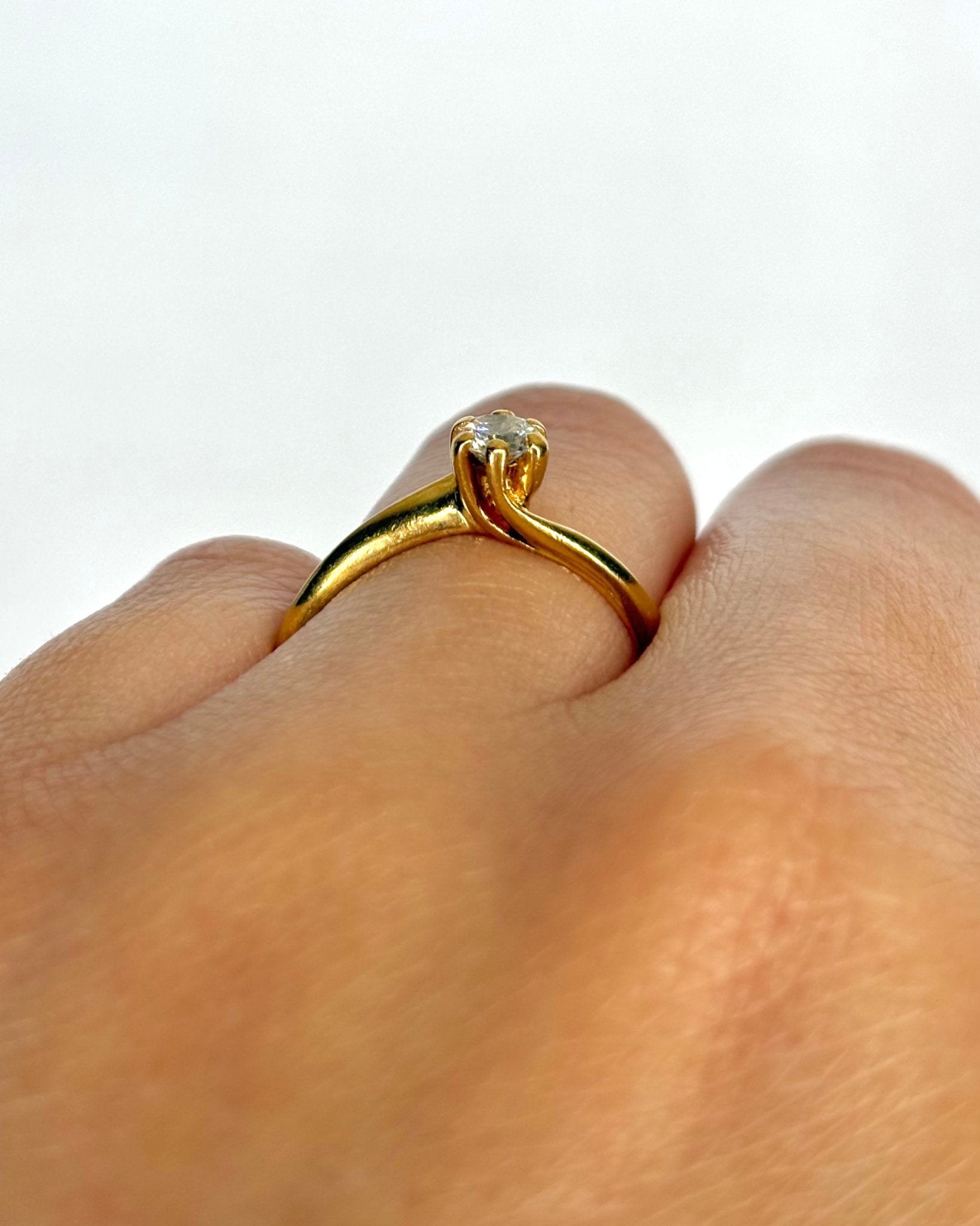 Bague Solitaire Diamant 0.18 carat "Yunna" - Elliade Paris