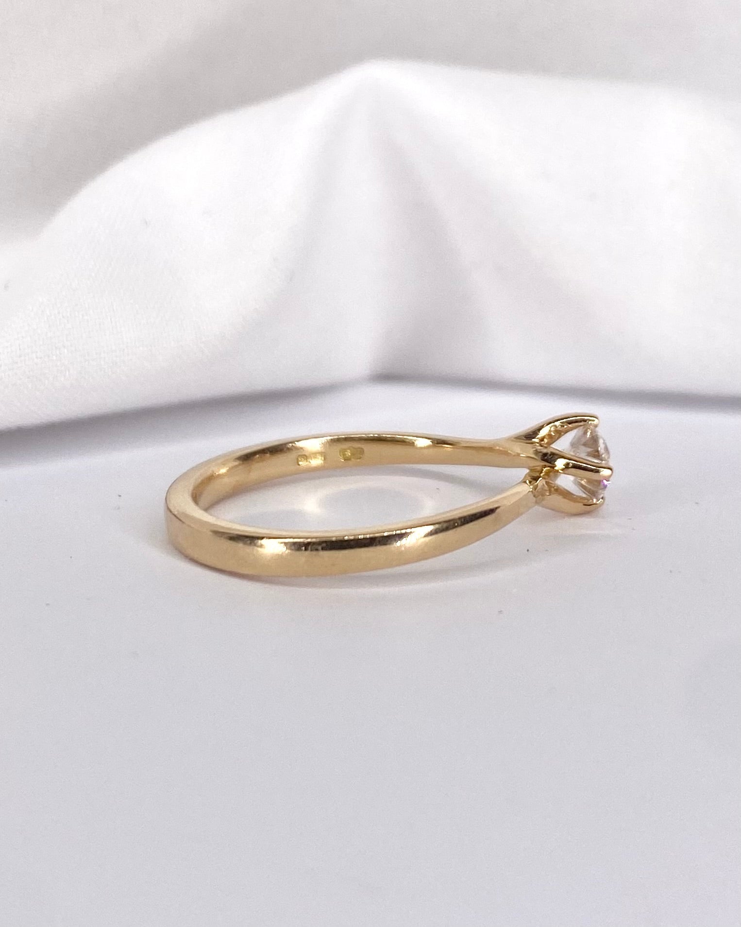 Bague Solitaire Diamant 0.33 carat "Edna" - Elliade Paris