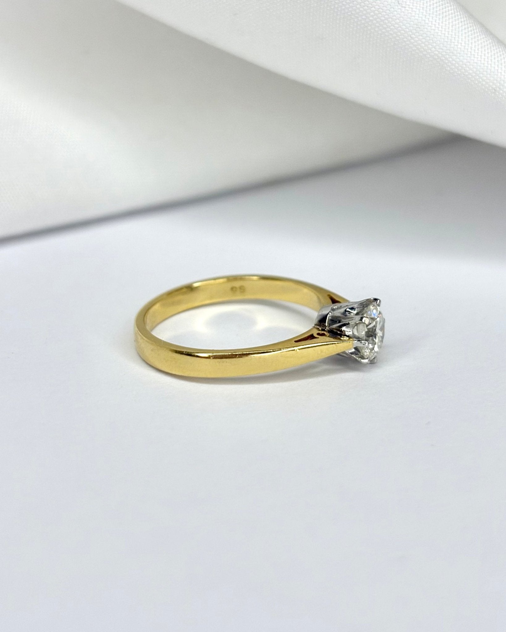 Bague Solitaire Diamant 0.60 carat "Erika" - Elliade Paris