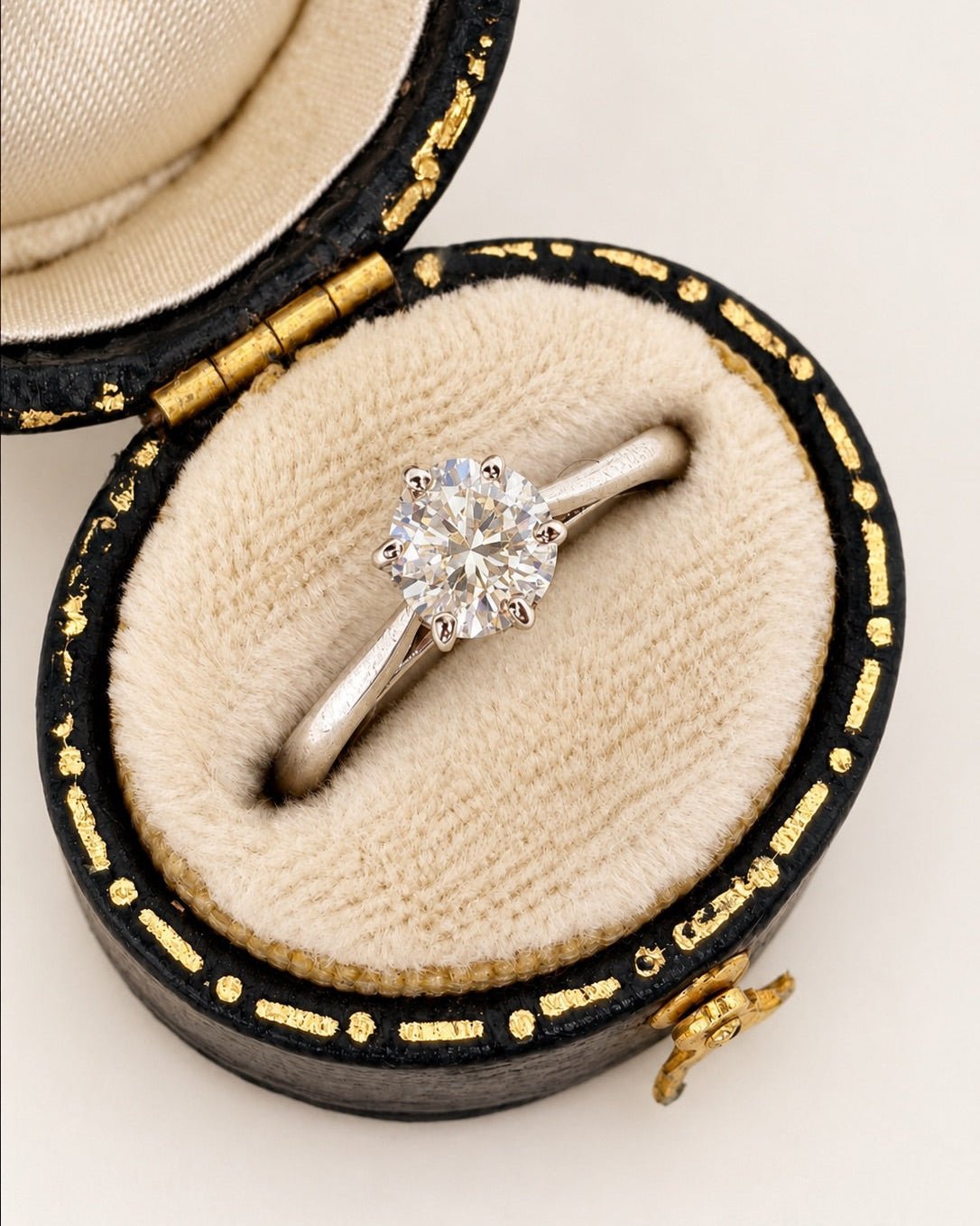 Bague Solitaire Diamant 0.74 carat I/VVS "Nesserine" - Elliade Paris