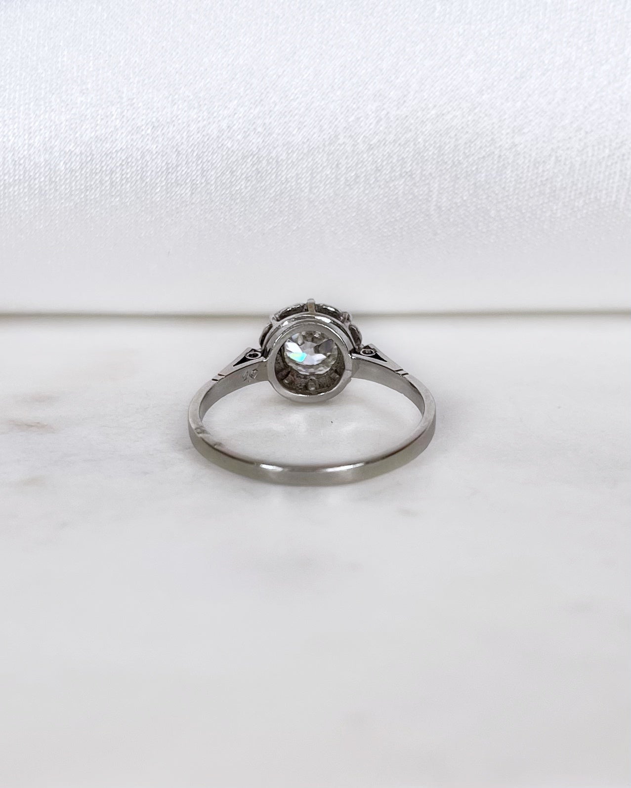 Bague Solitaire Diamant Taille ancienne 1 carat "Angie" - Elliade Paris