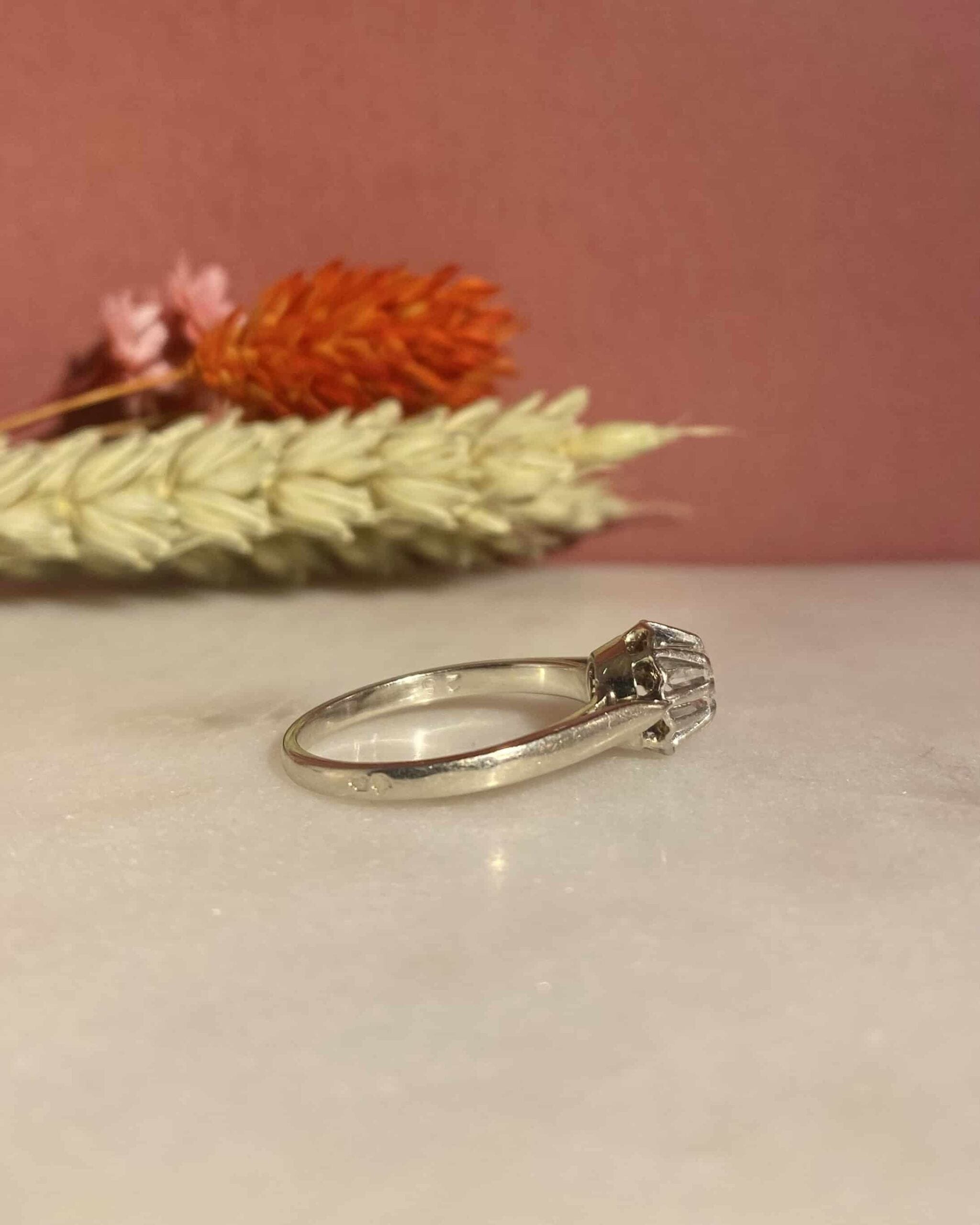 Bague Solitaire Vintage Diamants "Cloa" - Elliade Paris