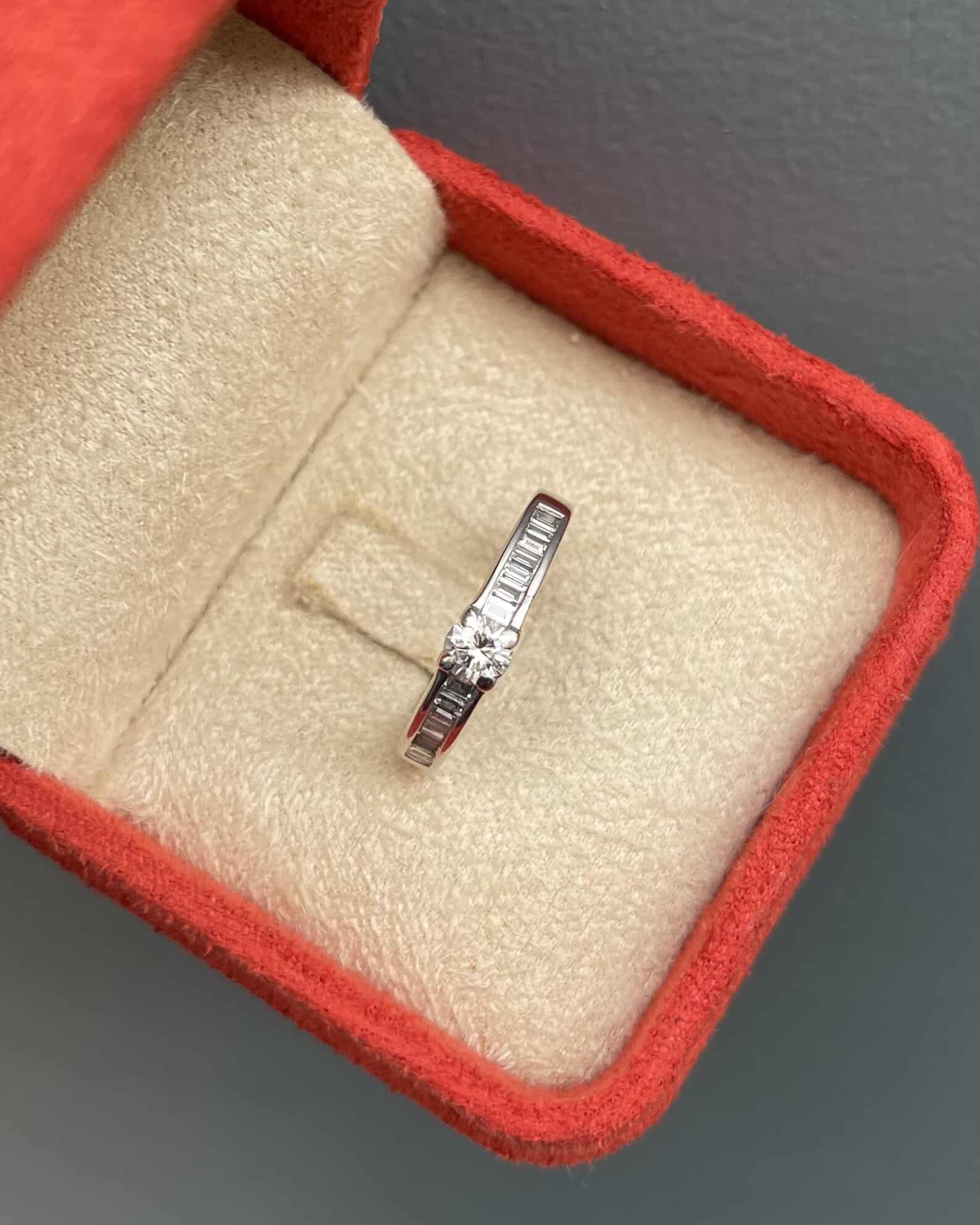 Bague Solitaire Diamants 0.58 carat "Emily" - Elliade Paris