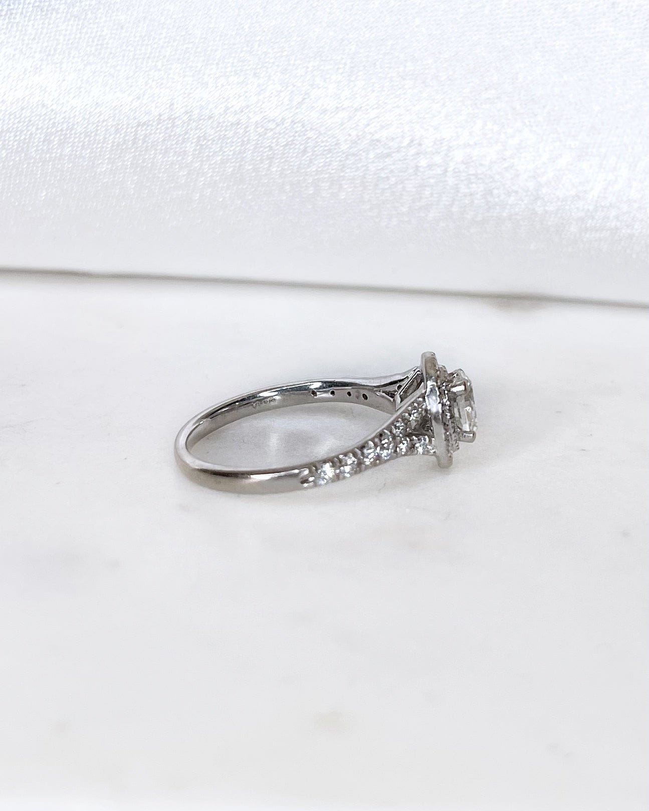 Bague Solitaire Diamants 1.12 carat “Mirabelle” - Elliade Paris