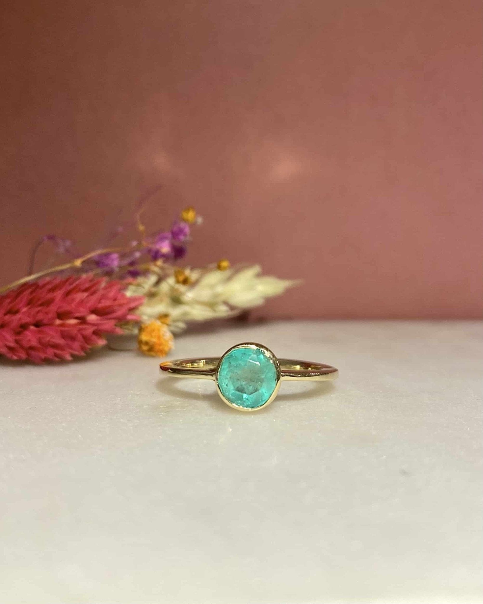 Bague Solitaire Émeraude 1 carat "Kiera" - Elliade Paris