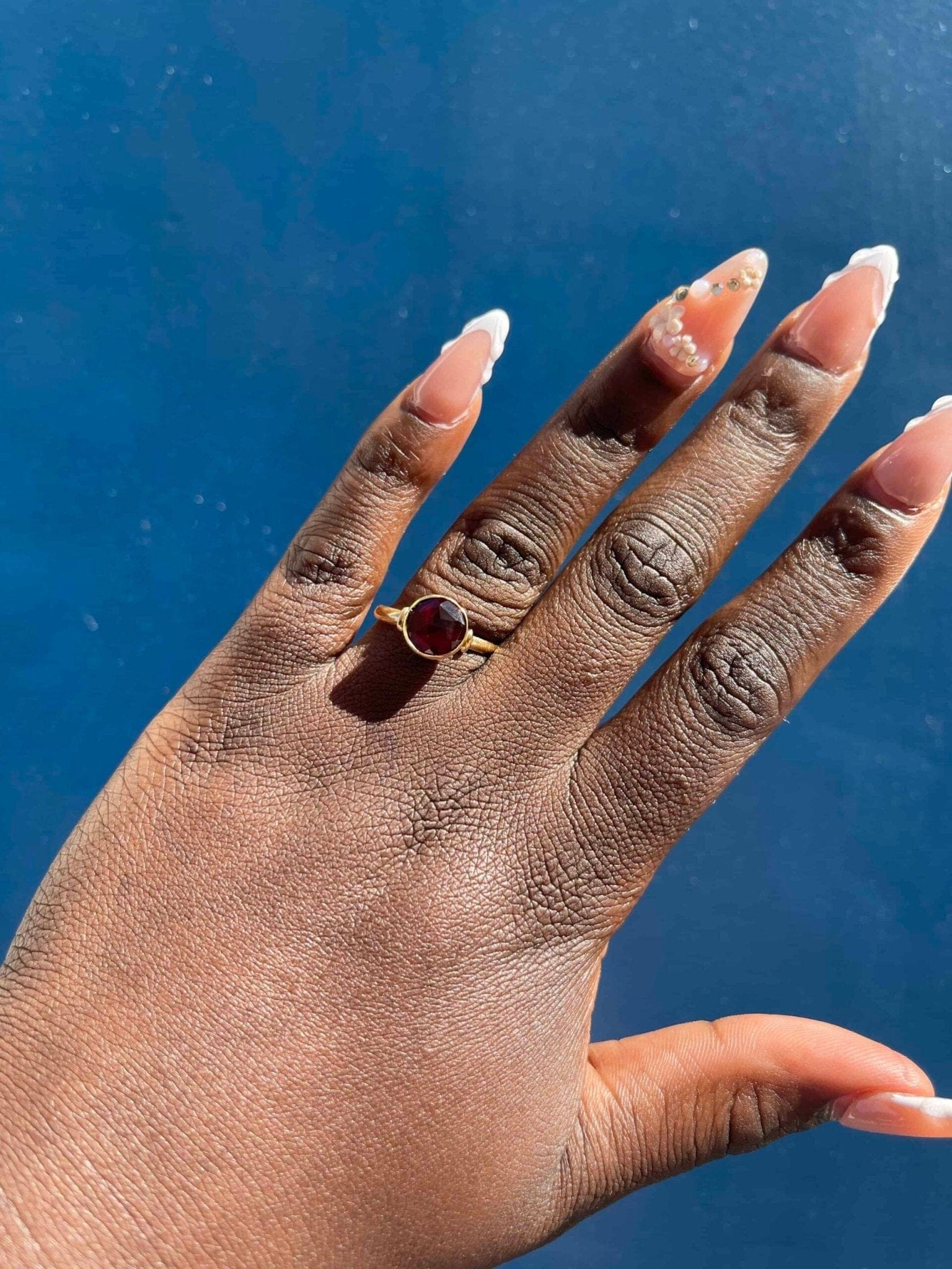 Bague Solitaire Grenat 1.45 Carat "Laurianne" - Elliade Paris