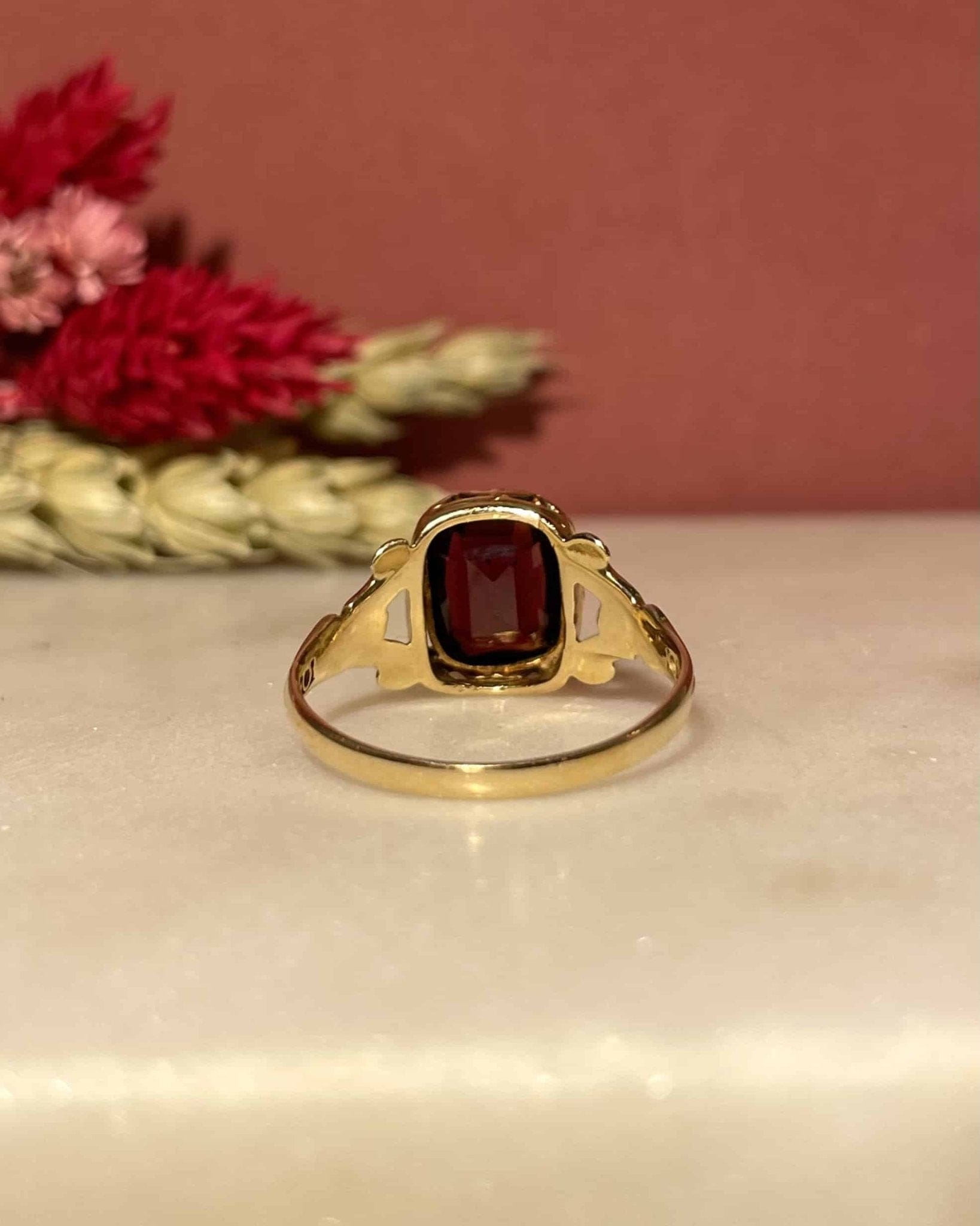 Bague Solitaire Grenat 2 carats "Olary" - Elliade Paris