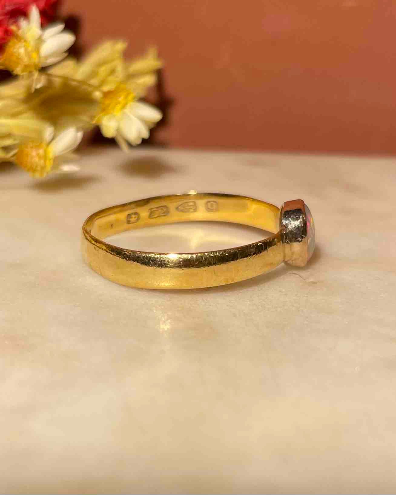 Bague Solitaire Opale 0.40 Carat "Nancy" - Elliade Paris