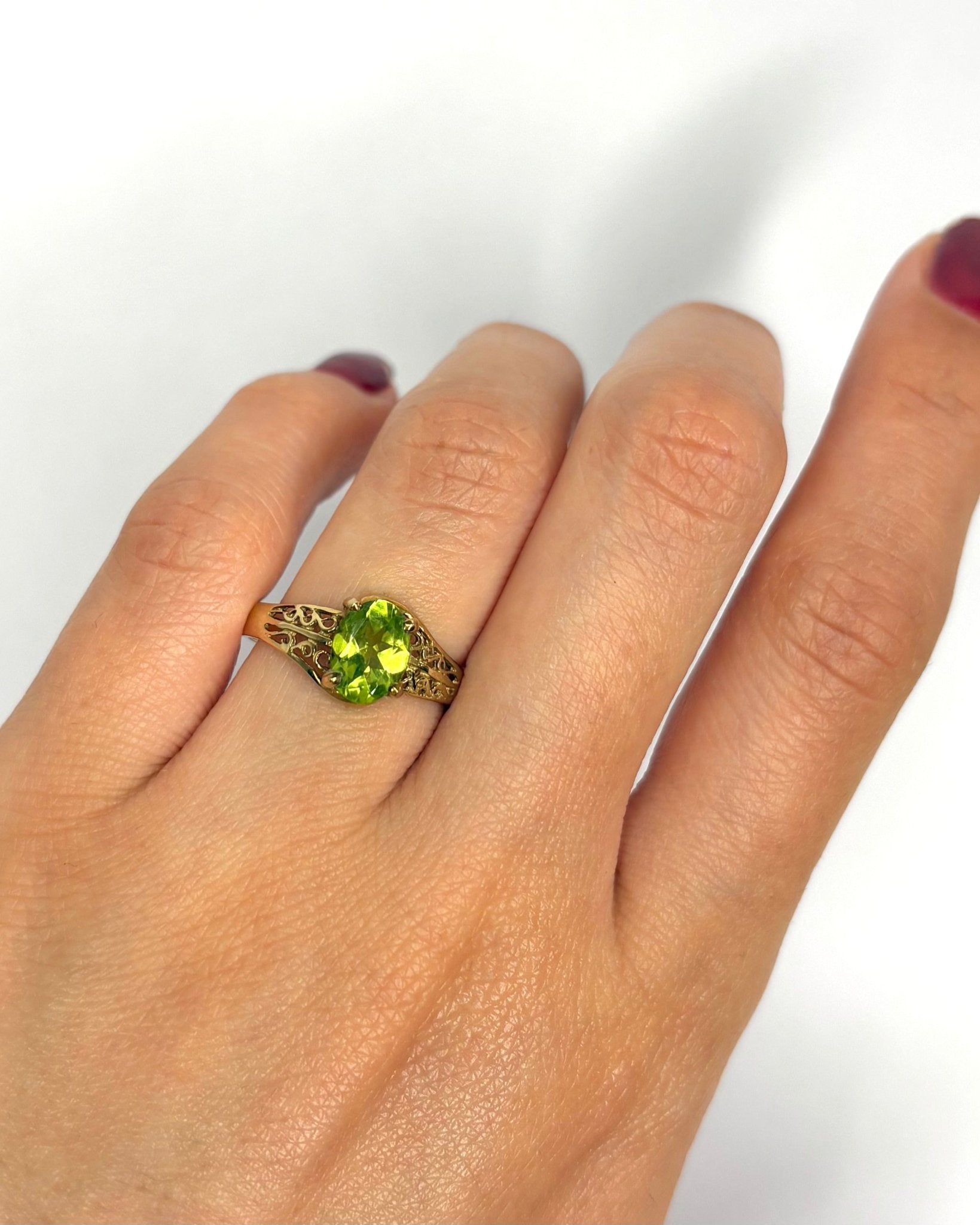 Bague Solitaire Péridot 1.24 carat "Nine" - Elliade Paris