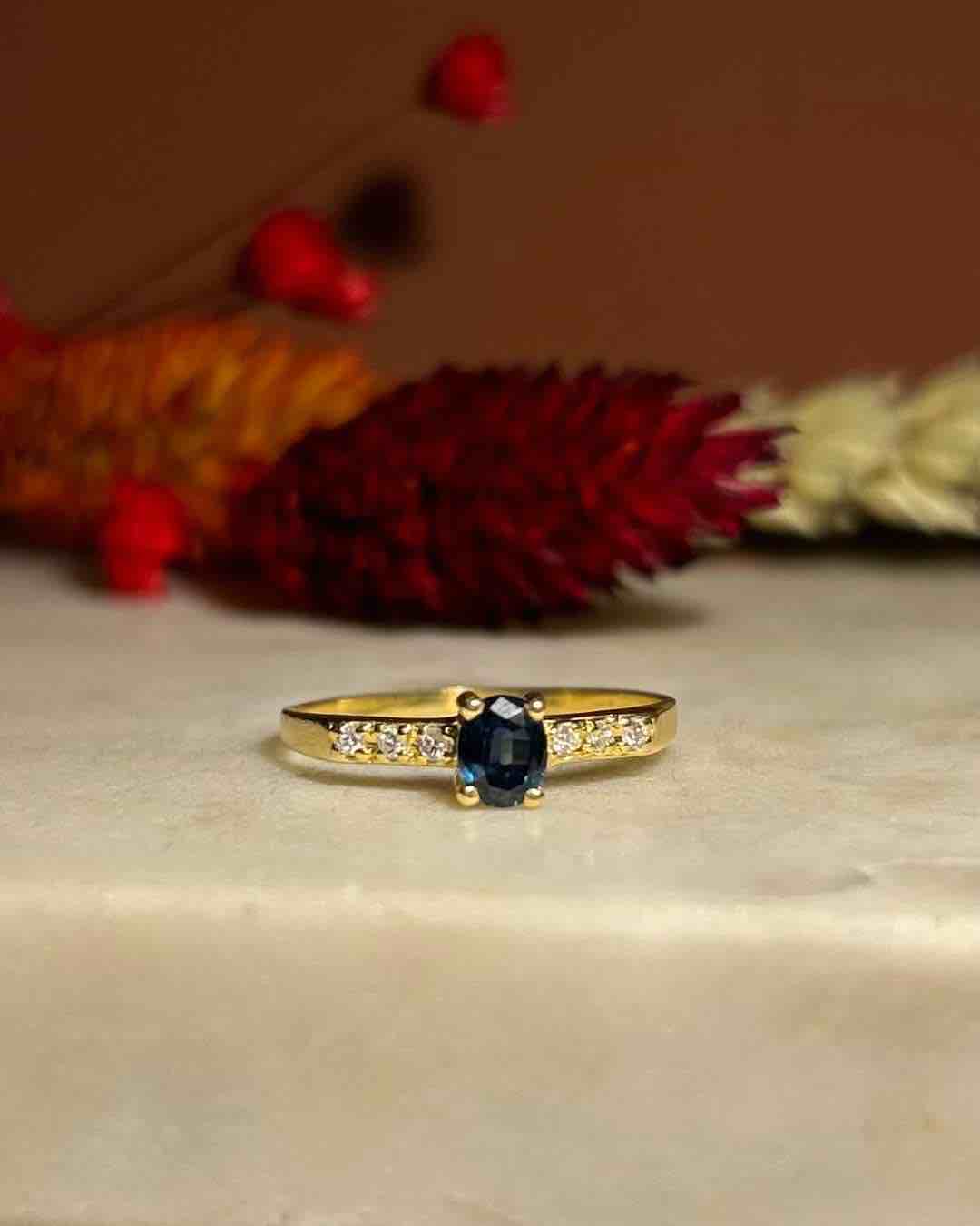 Bague Solitaire Saphir & Diamants Vintage "Lison"