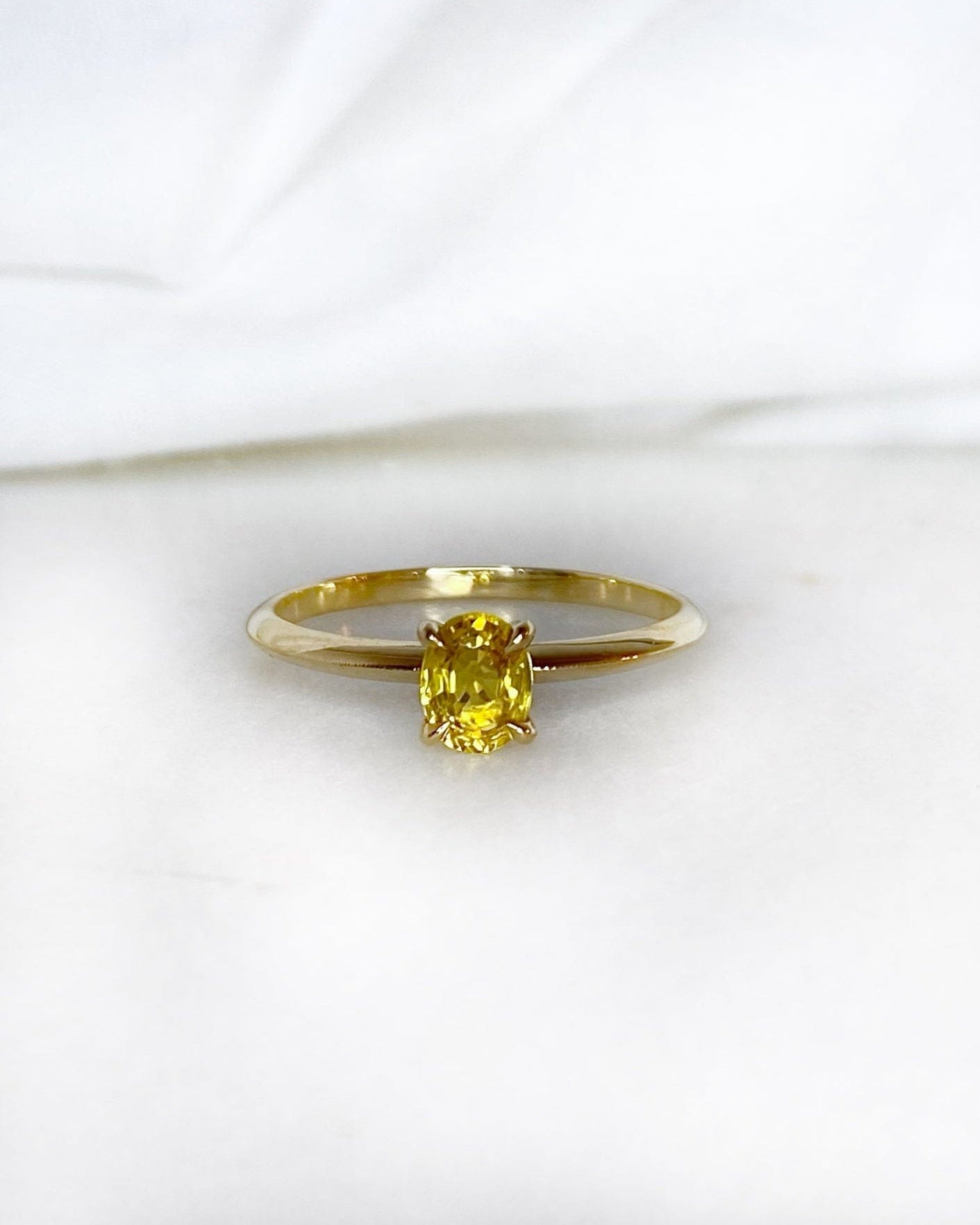 Bague Solitaire Saphir Jaune 0.50 carat "Aymie" - Elliade Paris