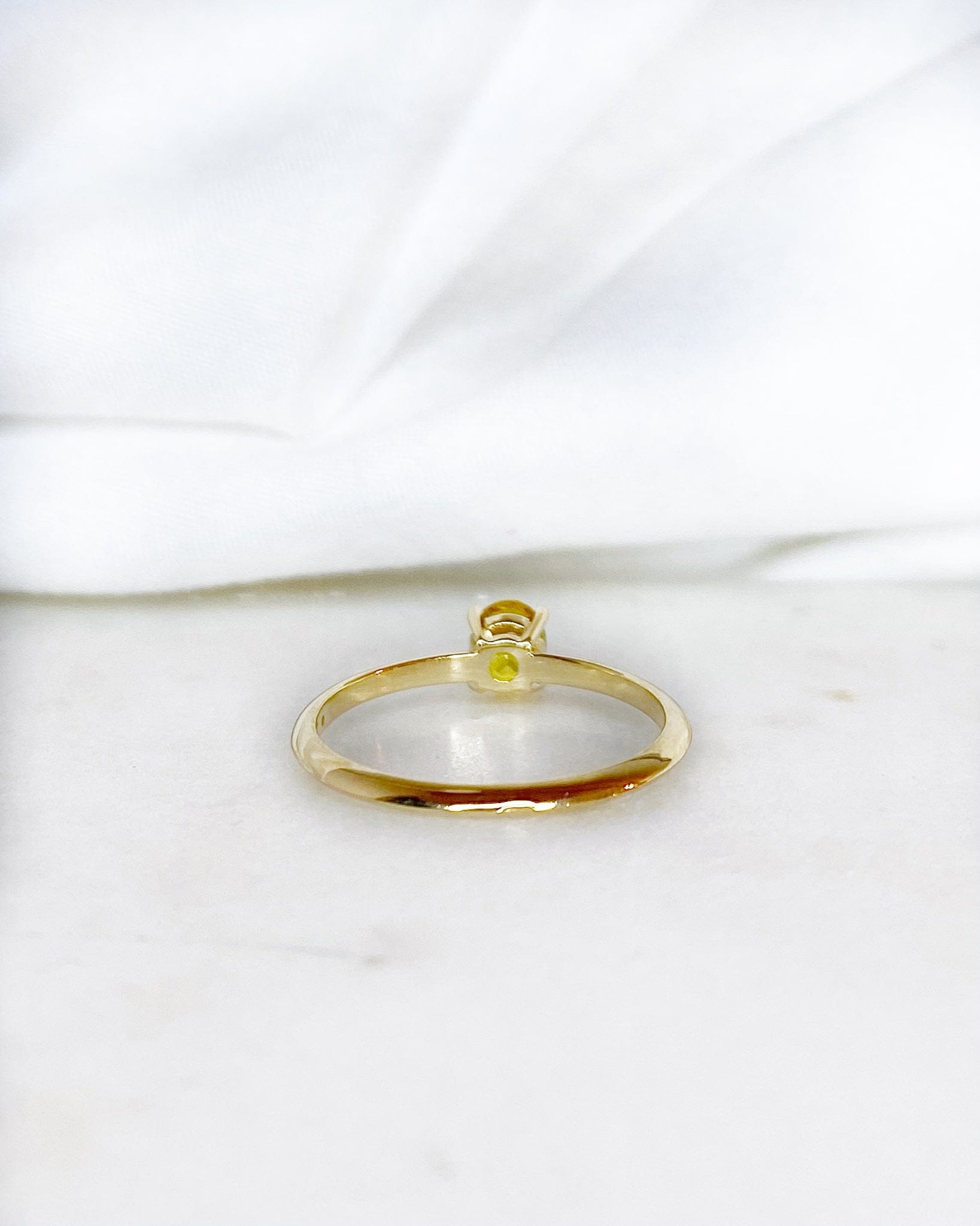 Bague Solitaire Saphir Jaune 0.50 carat "Aymie" - Elliade Paris