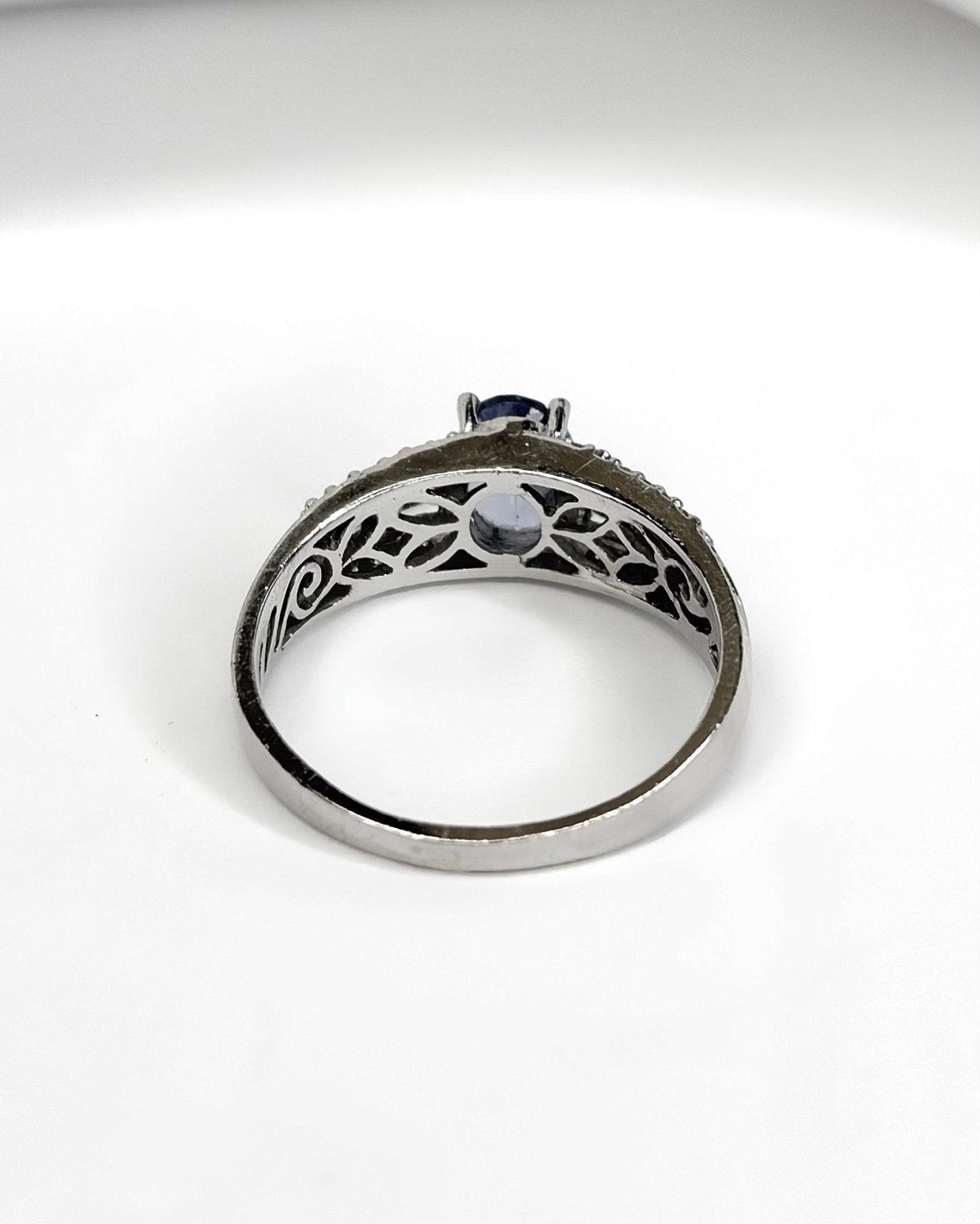 Bague Solitaire Tanzanite 1.10 carat & Diamants 0.44 carat "Line" - Elliade Paris