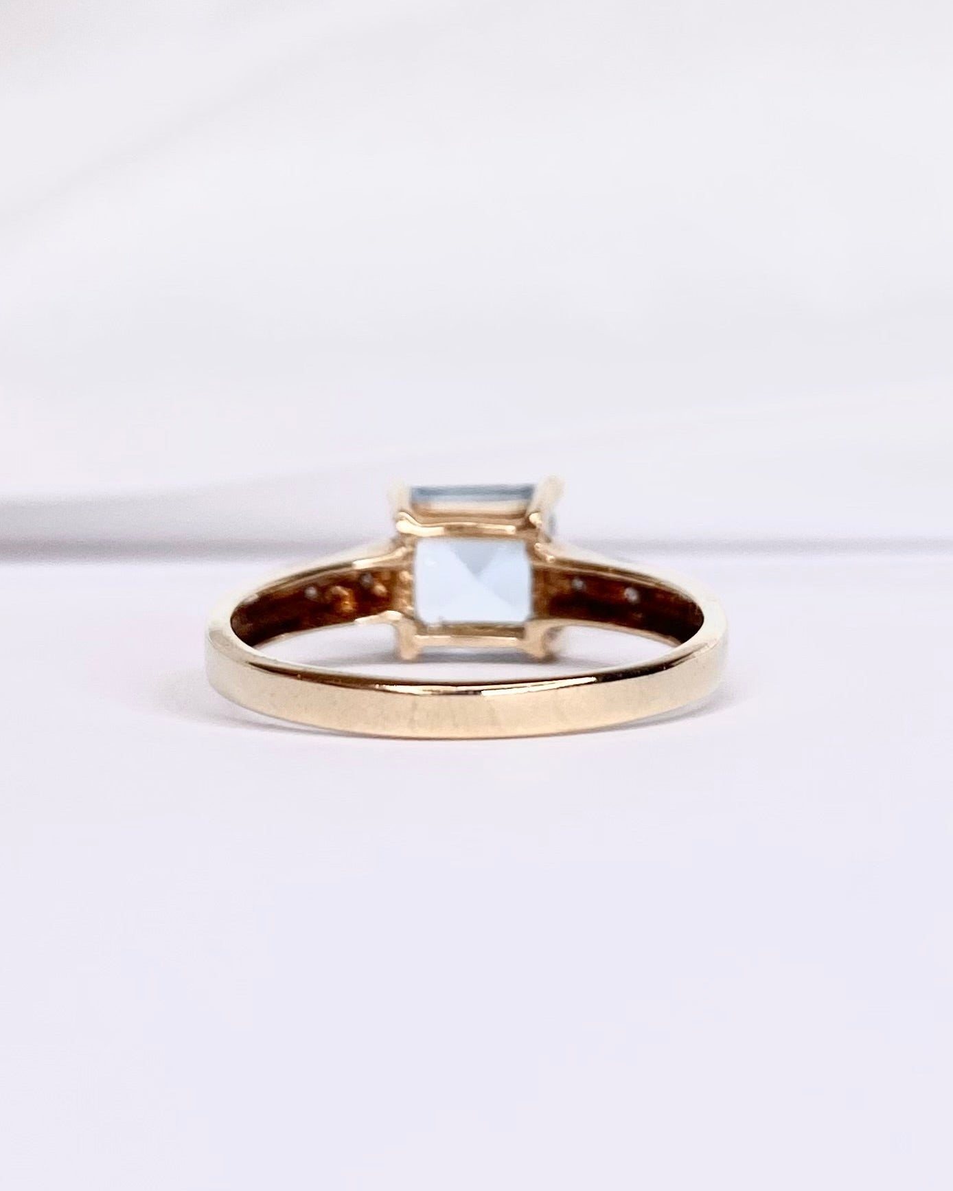 Bague Solitaire Topaze 1.40 carat & Diamants "Asma" - Elliade Paris