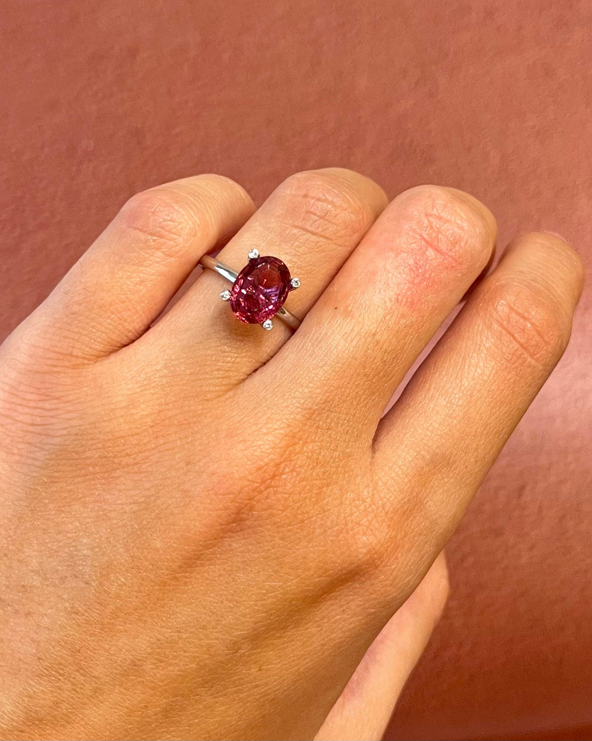Bague Solitaire Tourmaline Rose 1.90 carat & Diamants "Vicky" - Elliade Paris
