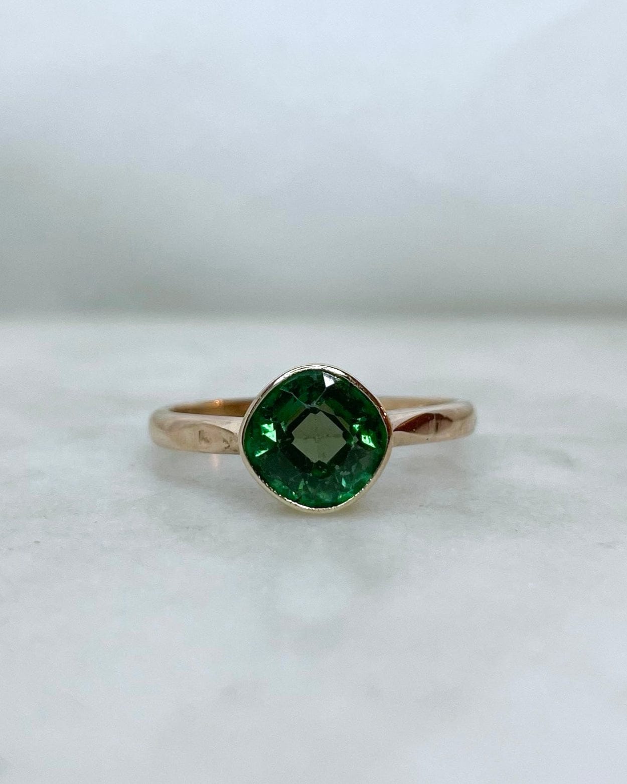 Bague Solitaire Tourmaline Verte 1.70 carat “Azelma” - Elliade Paris