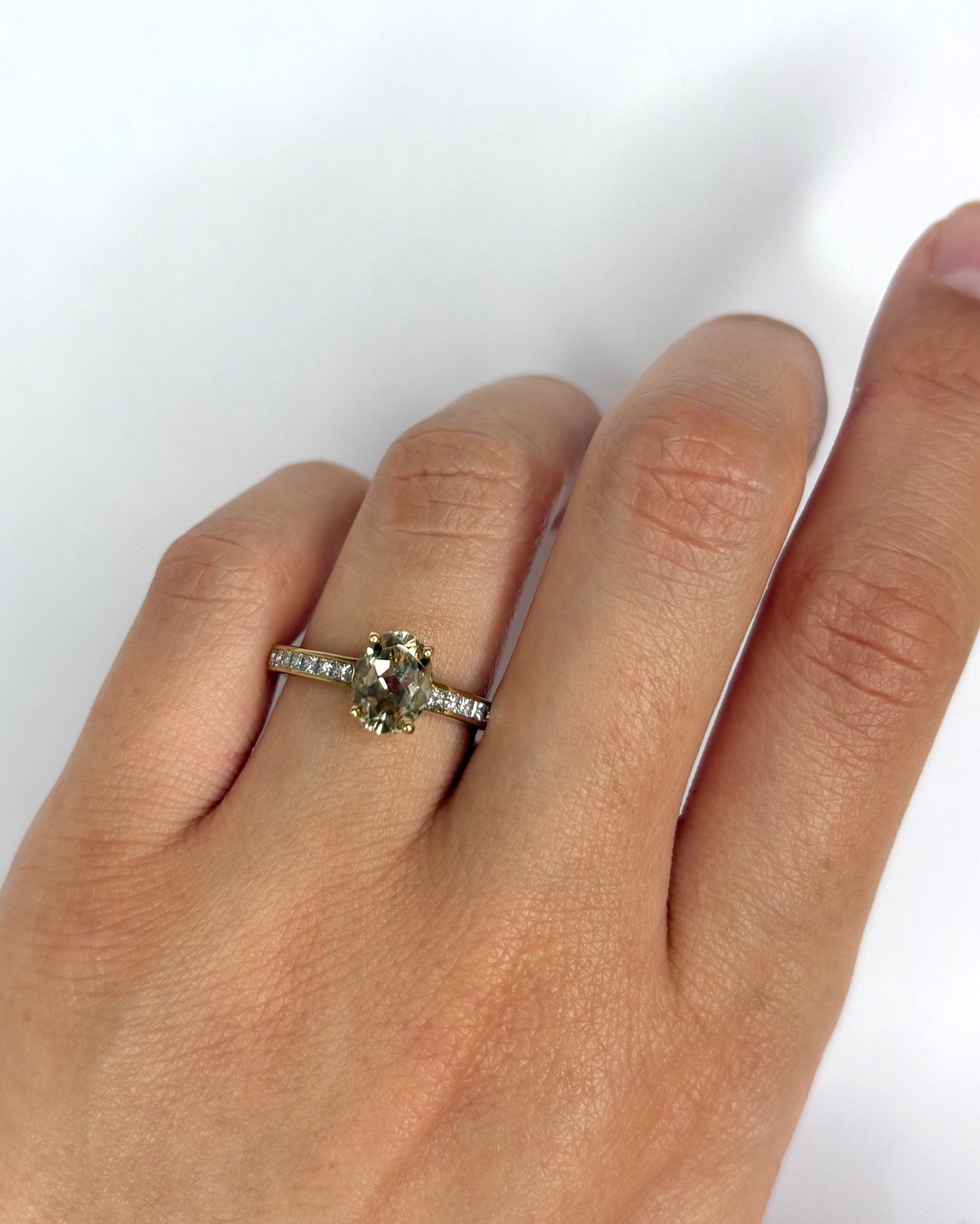 Bague Solitaire Turkizite 1 carat & Diamants Princesse "Holie" - Elliade Paris