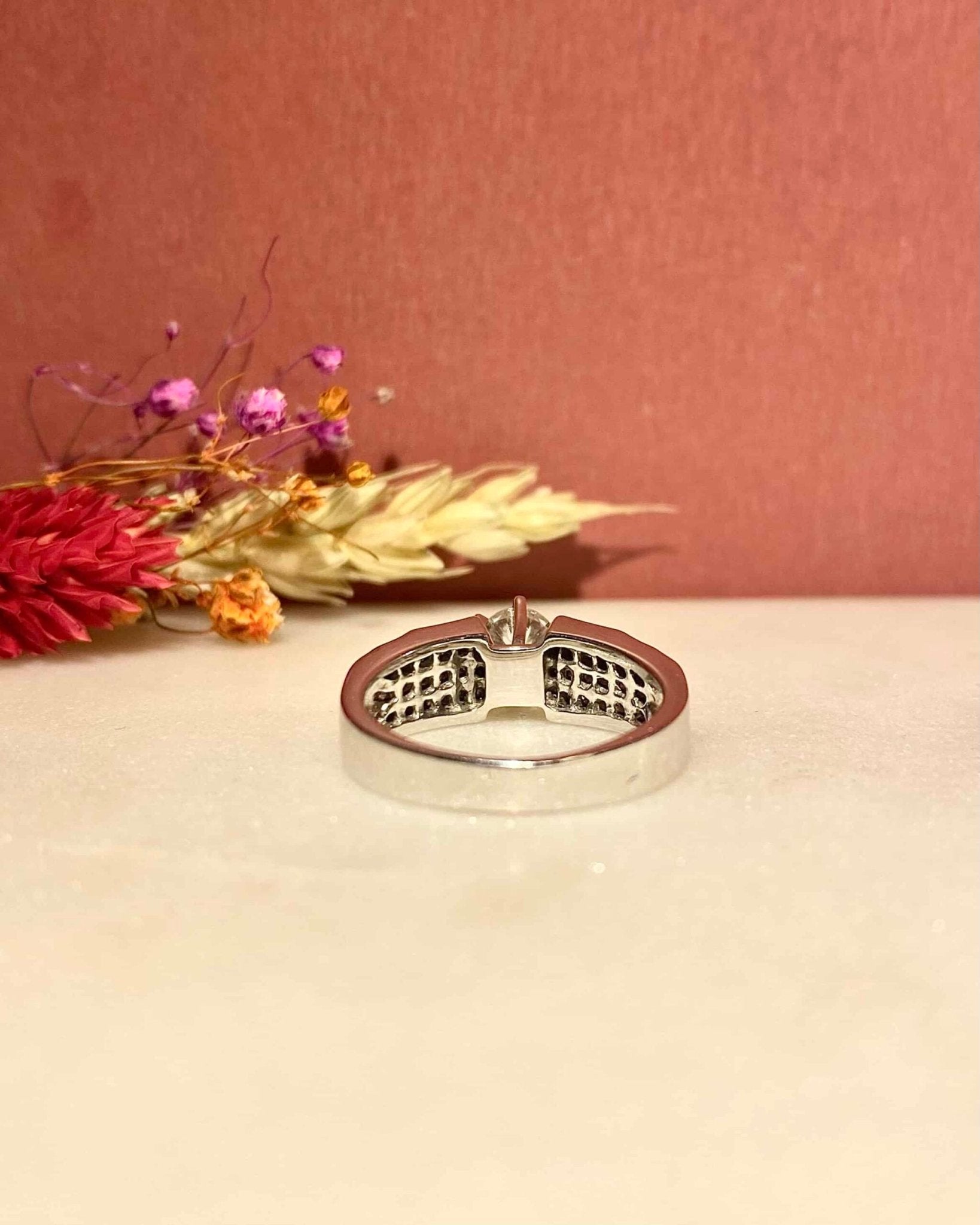 Bague Solitaire Vintage 37 Diamants 1.14 carat "Adela" - Elliade Paris