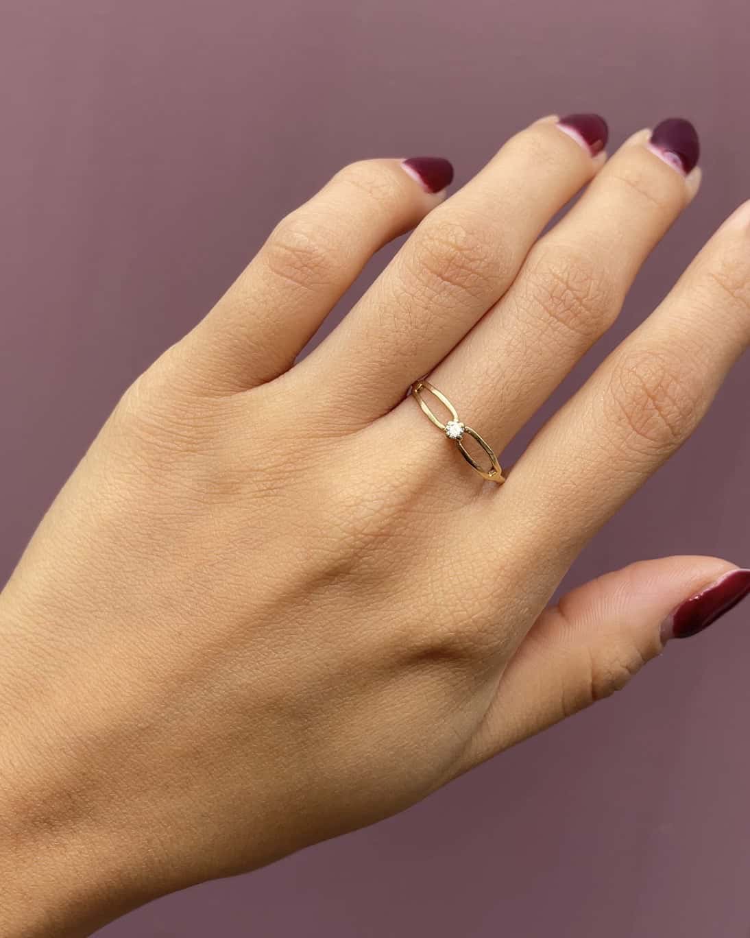 Anillo solitario de diamantes "Alissa"