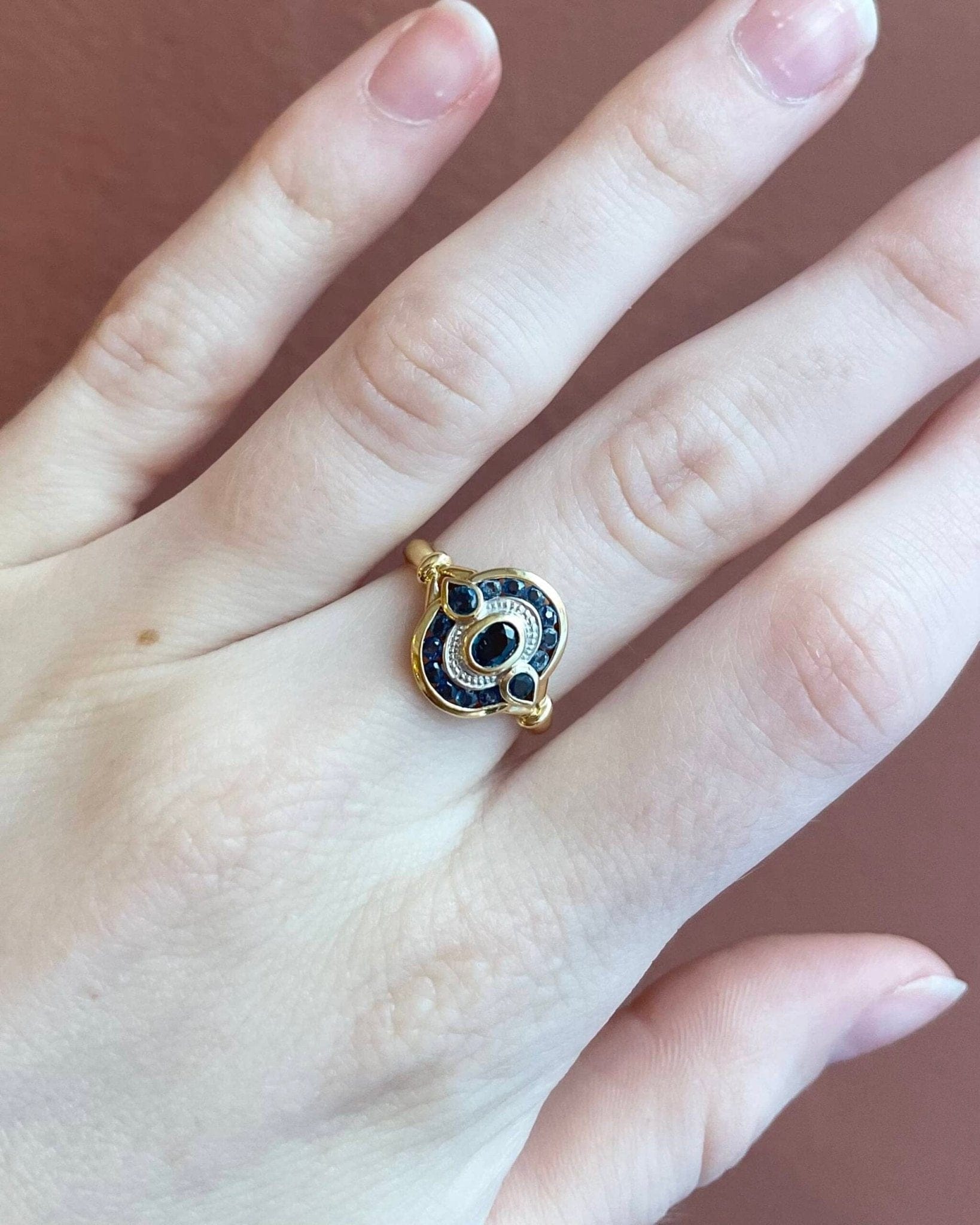 Bague Style Art - Déco 15 Saphirs "Alana" - Elliade Paris