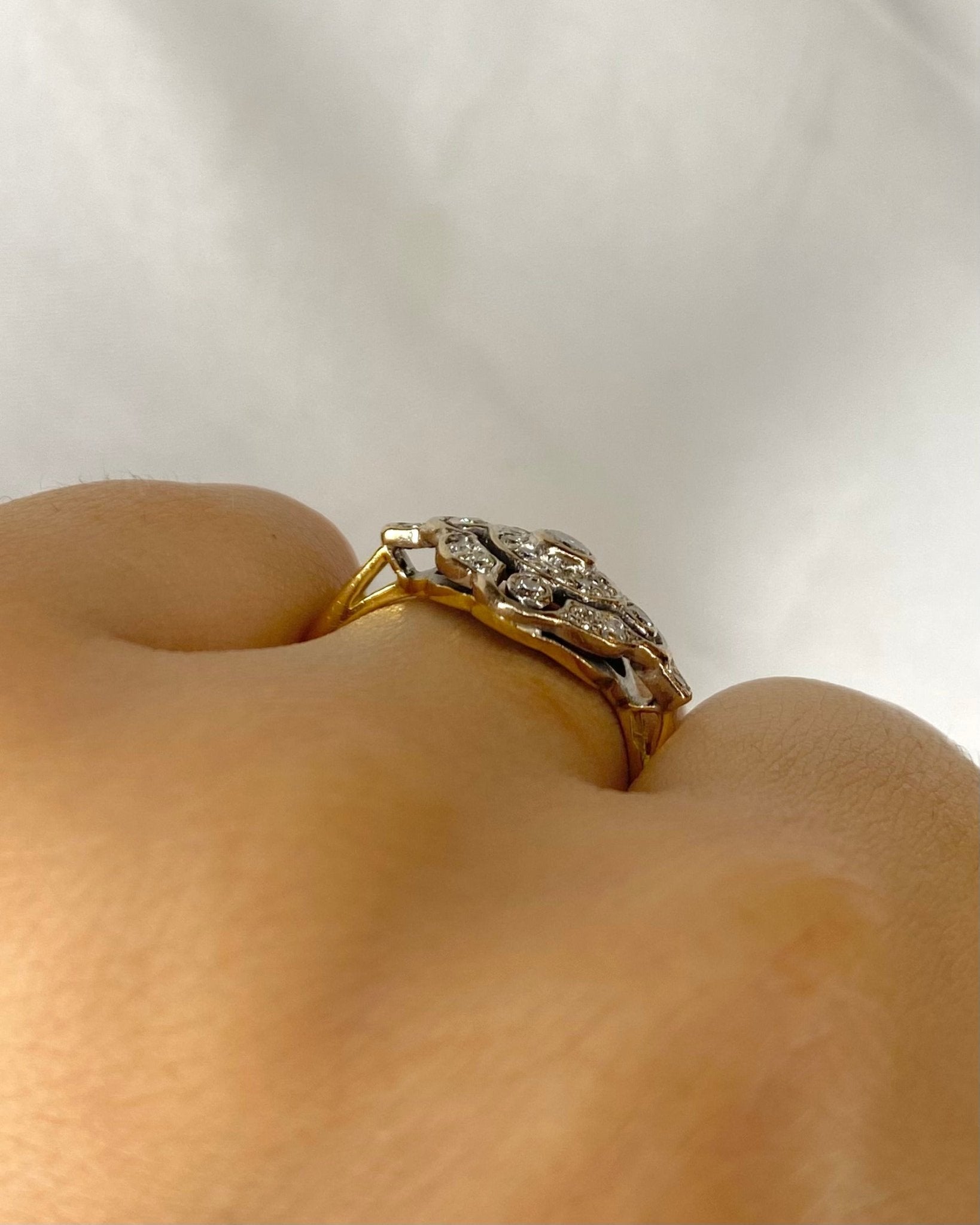 Bague Style Art Déco 25 Diamants "Véronica" - Elliade Paris