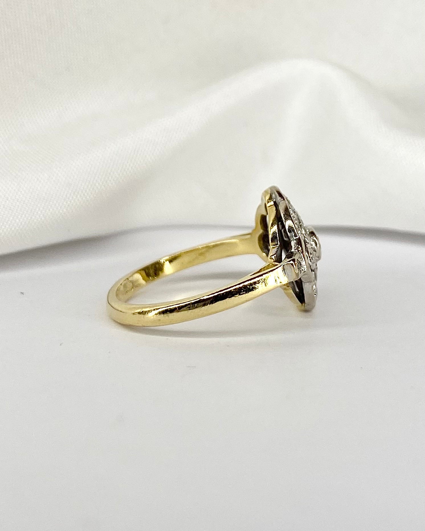 Bague Style Art Déco 25 Diamants "Véronica" - Elliade Paris