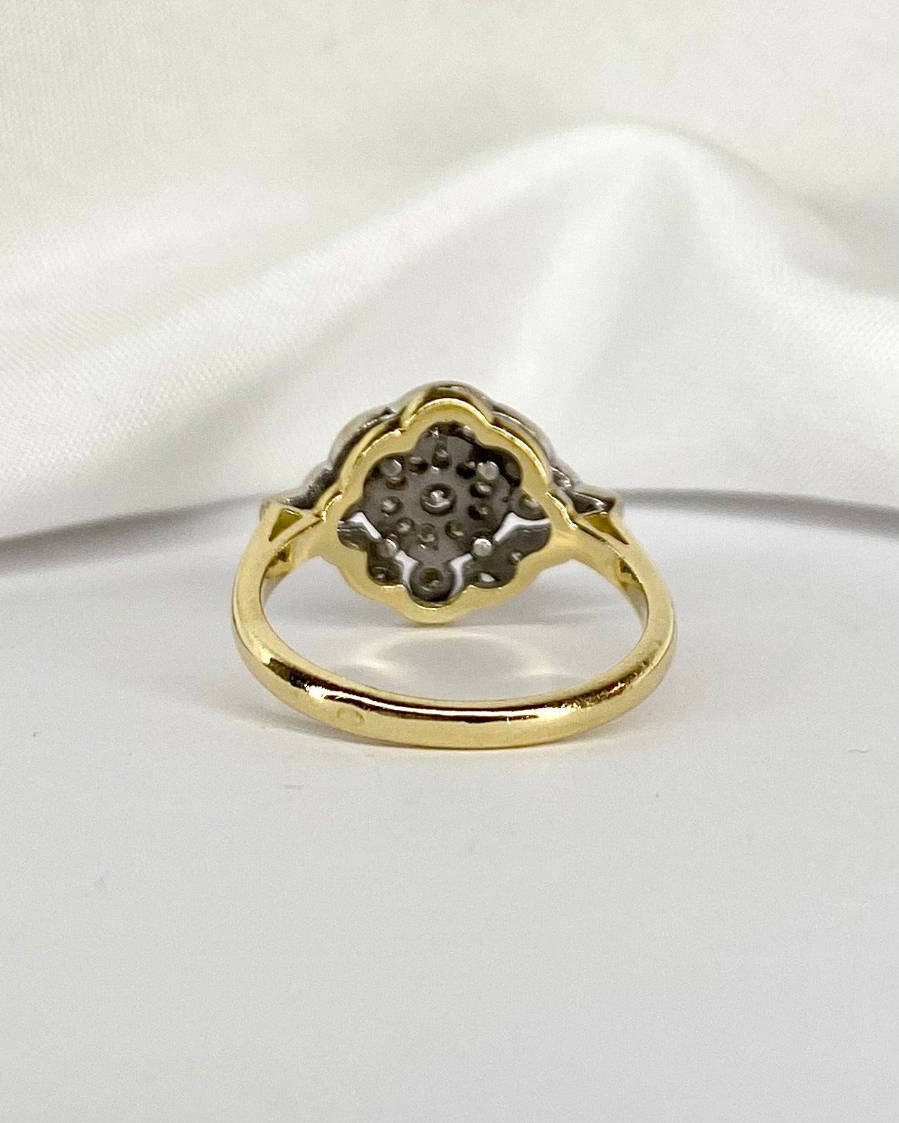 Bague Style Art Déco 25 Diamants "Véronica" - Elliade Paris