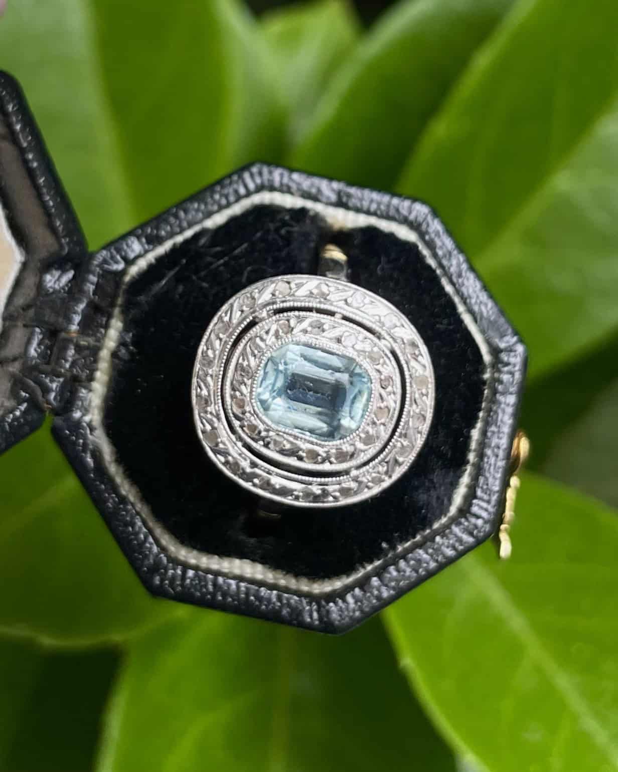 Bague style Art - Déco Aigue - Marine 0.80 carat & Diamants "Milaya" - Elliade Paris