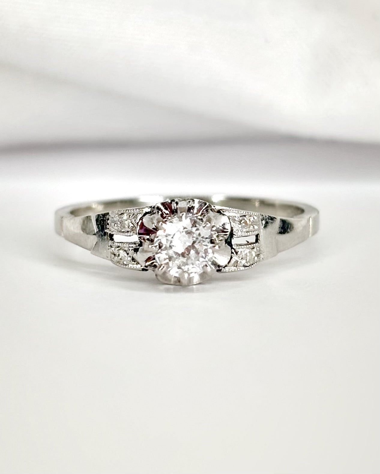 Bague Style Art-Déco Diamants 0.26 carat "Maude" - Elliade Paris