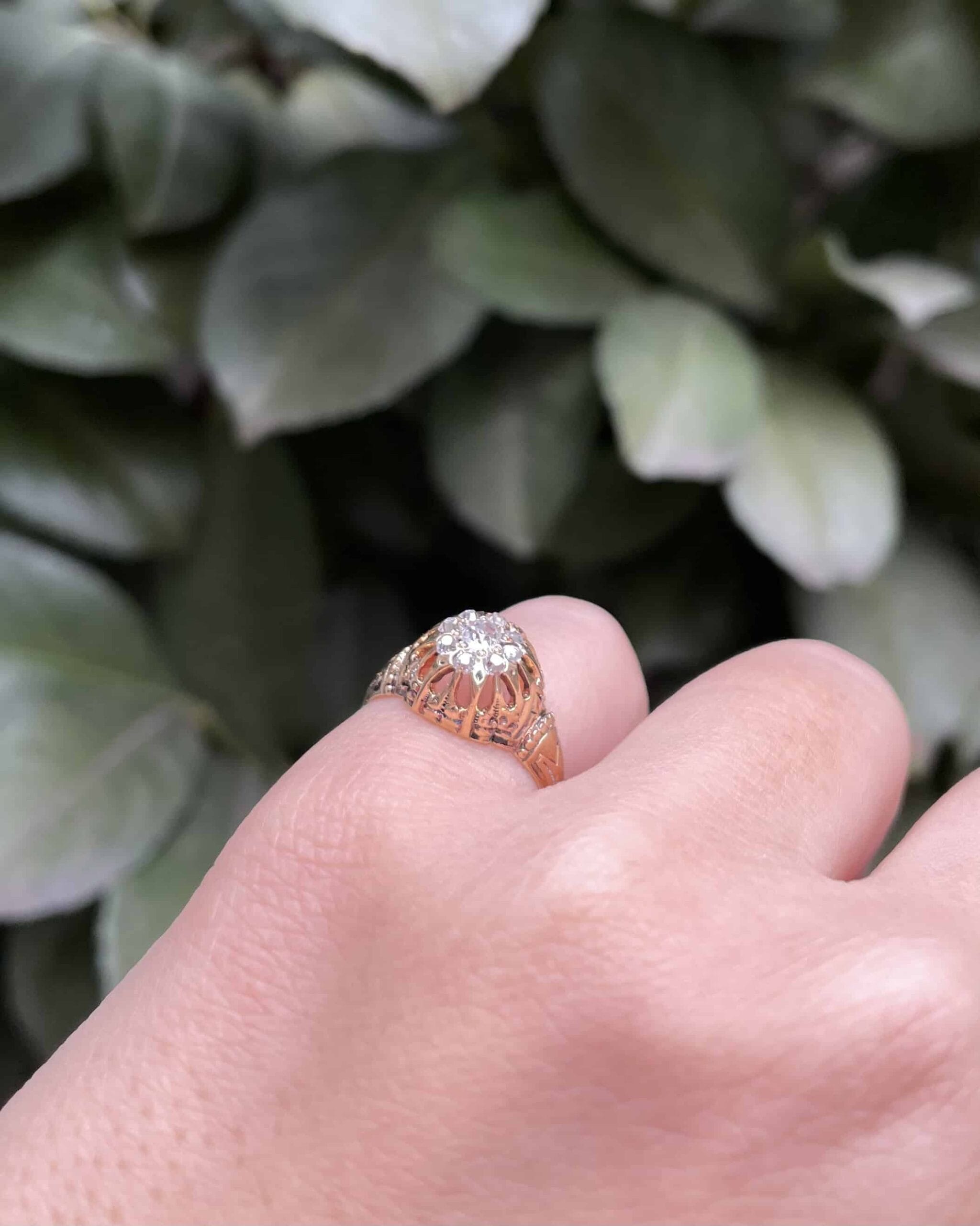 Anillo vintage de diamantes en forma de cúpula "Ness"