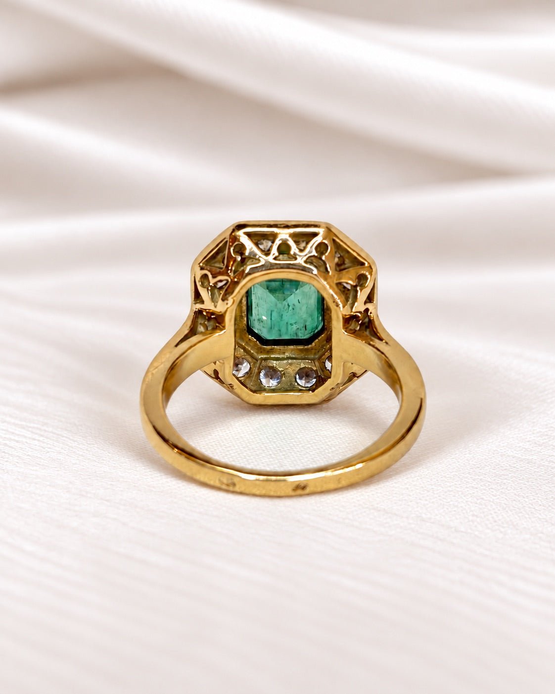 Bague Style Art-Déco Émeraude 1.90 carat & Diamants 1 carat 7,50g "Sandy" - Elliade Paris