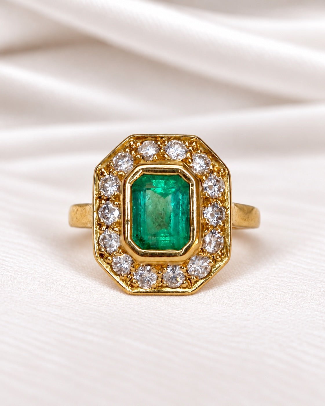 Bague Style Art-Déco Émeraude 1.90 carat & Diamants 1 carat 7,50g "Sandy" - Elliade Paris