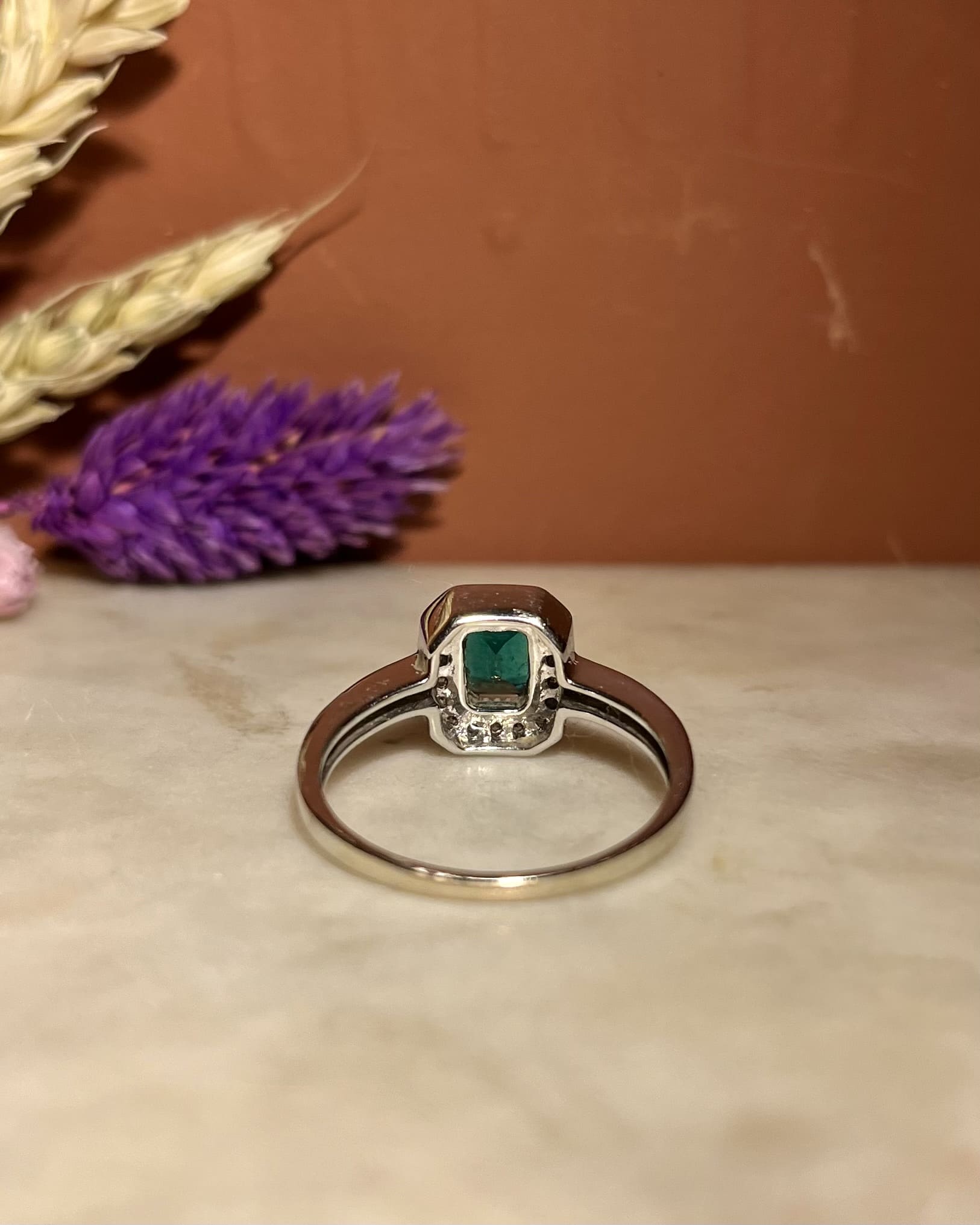 Bague Style Art - Déco Emeraude & Diamants "Kelly" - Elliade Paris