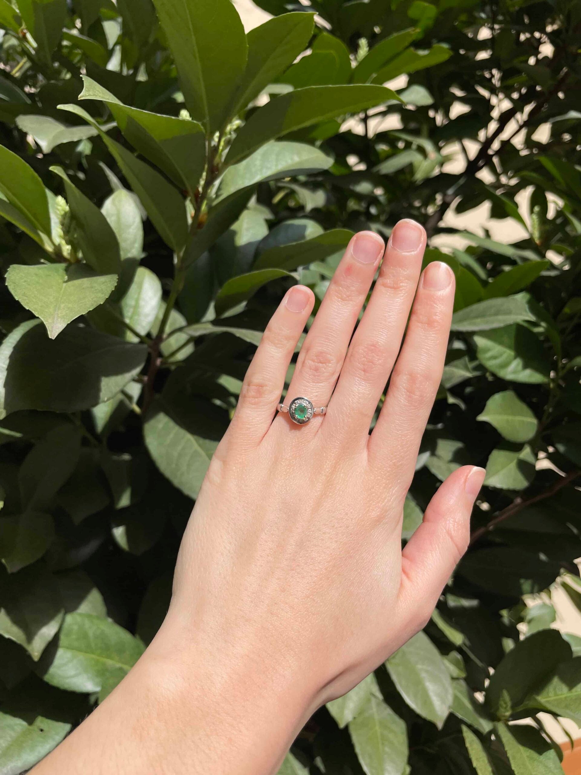 Art Deco Style Emerald & Diamond Ring "Renée"