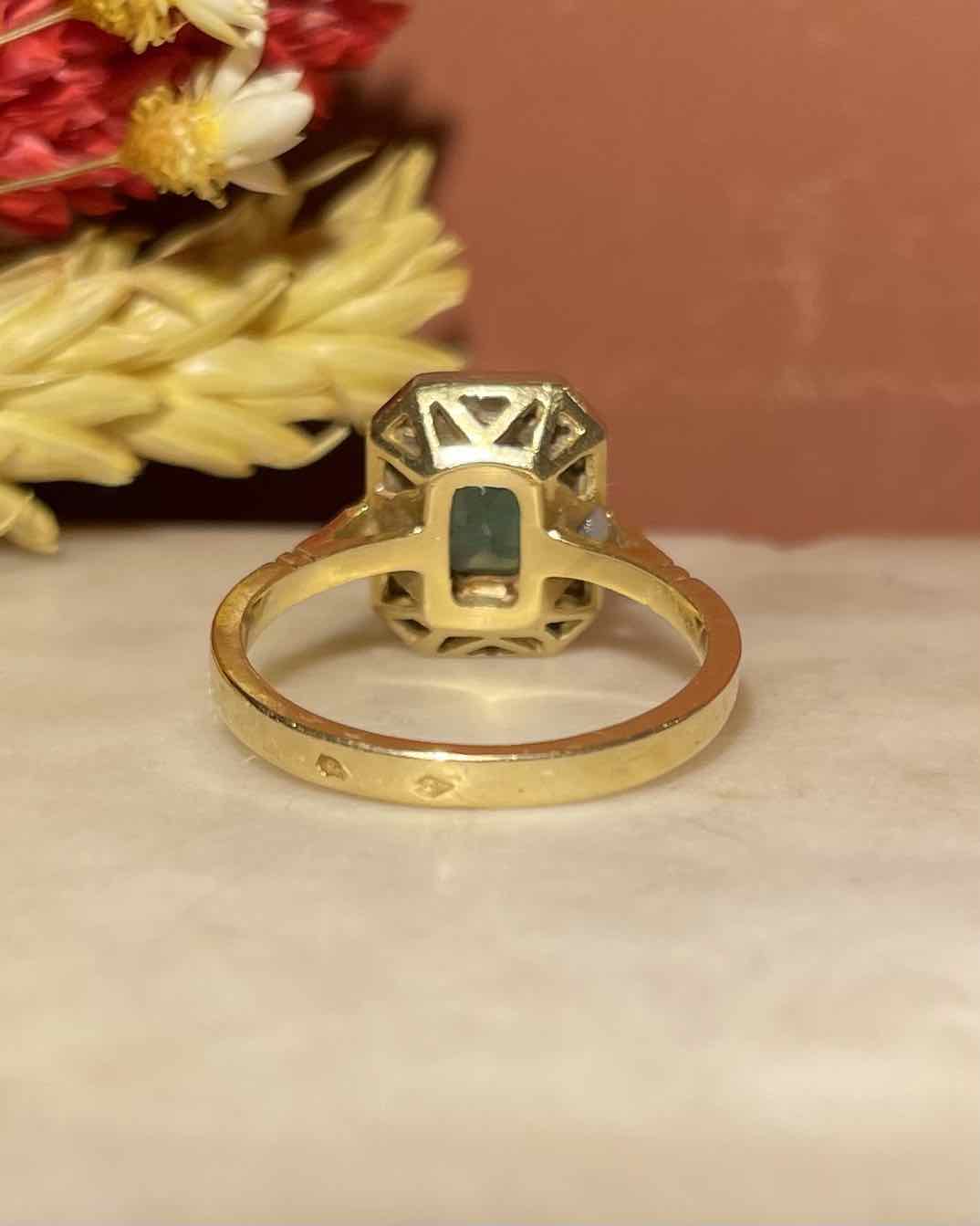 Bague style Art - déco Emeraude et Diamants "Maurine" - Elliade Paris