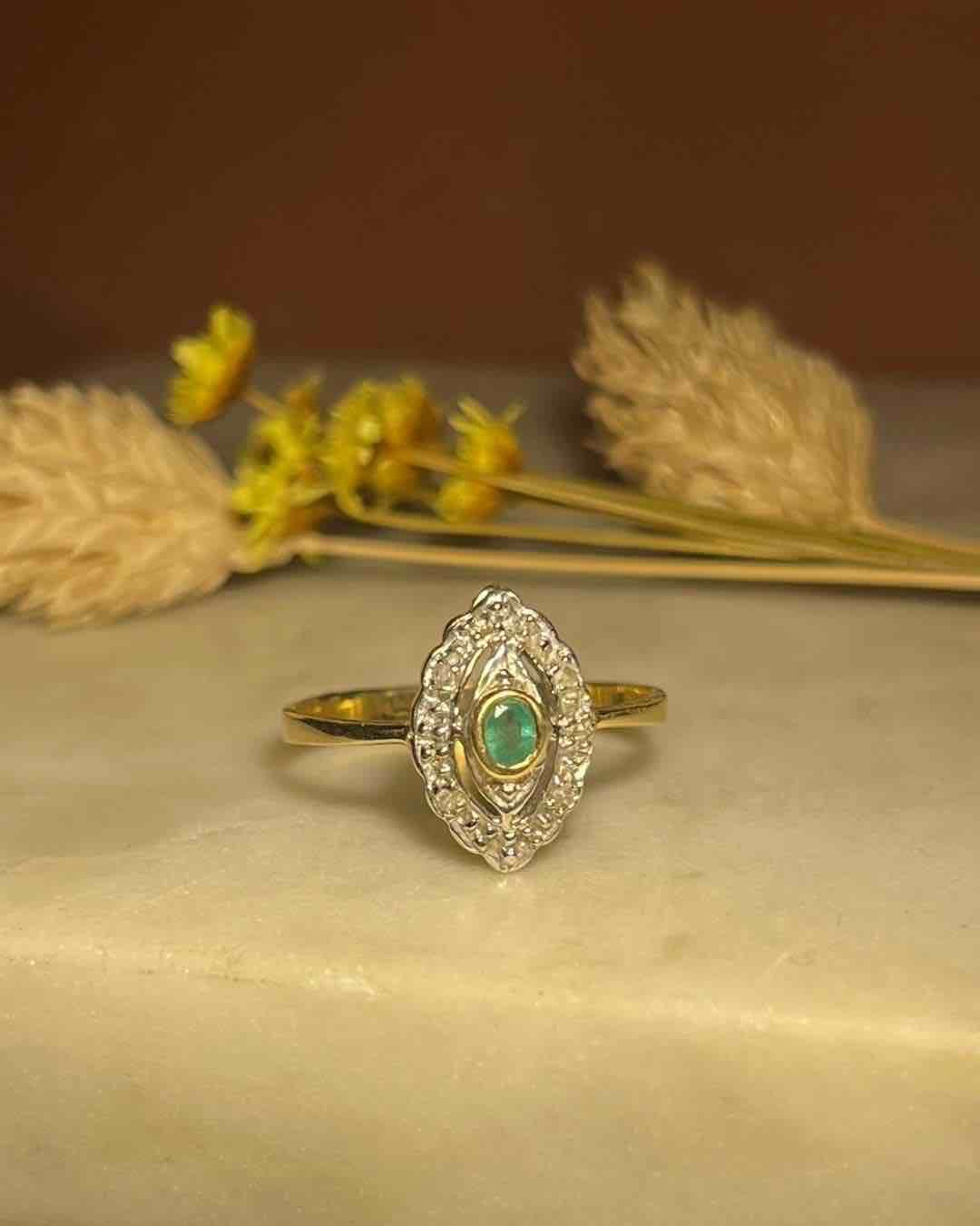 Bague Style Art - Déco Émeraude et Diamants "Monia" - Elliade Paris